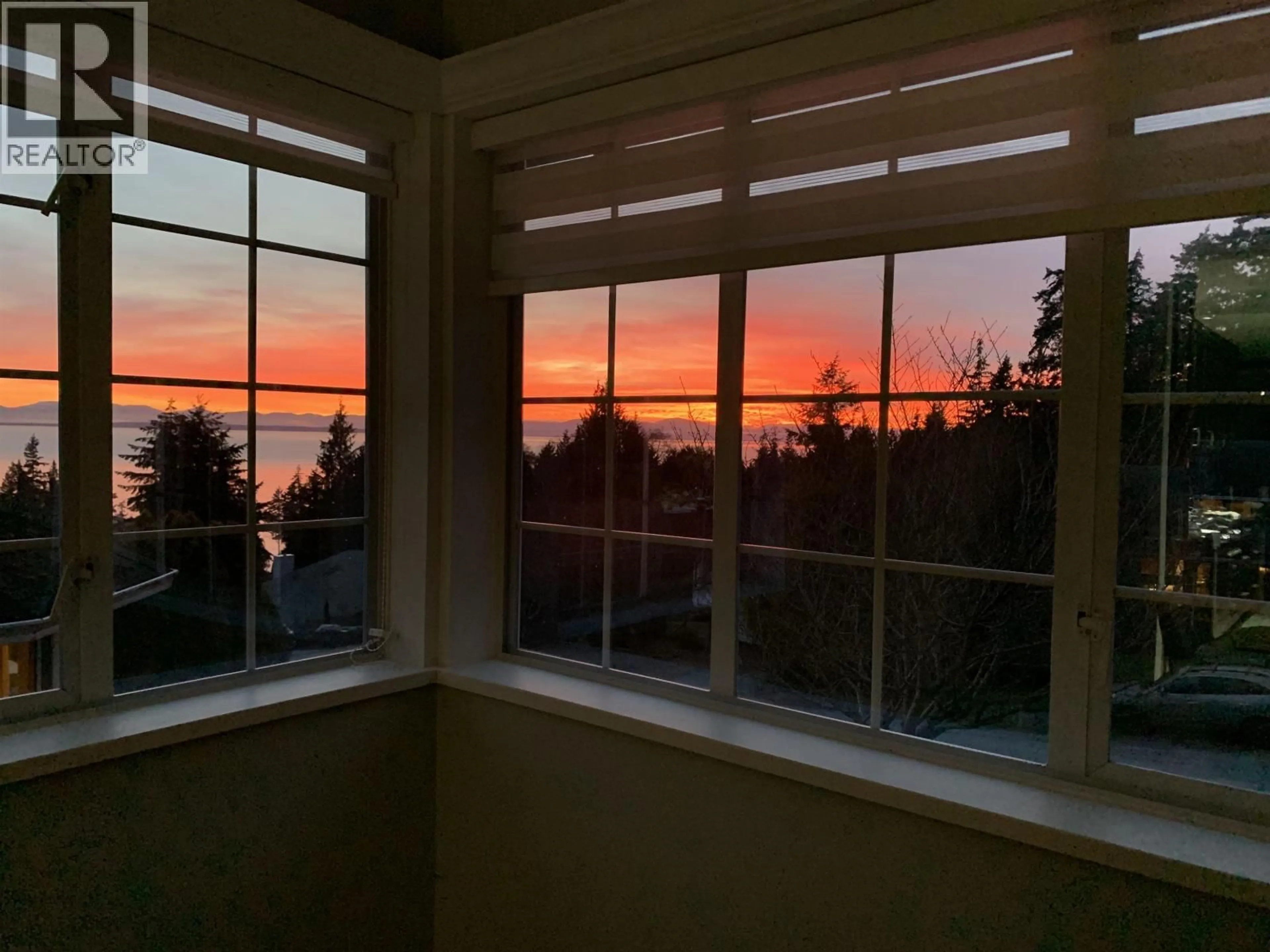 A pic of a room for 486 OCEAN VIEW DRIVE, Gibsons British Columbia V0N1V5