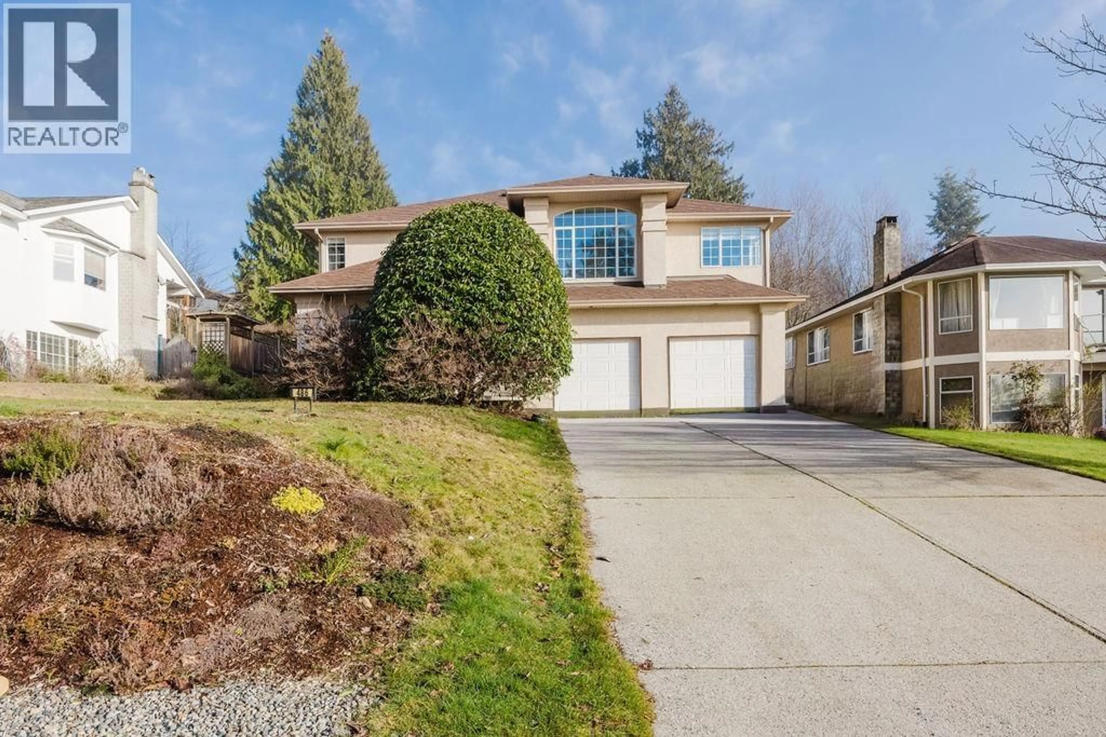 Home with vinyl exterior material, street for 486 OCEAN VIEW DRIVE, Gibsons British Columbia V0N1V5