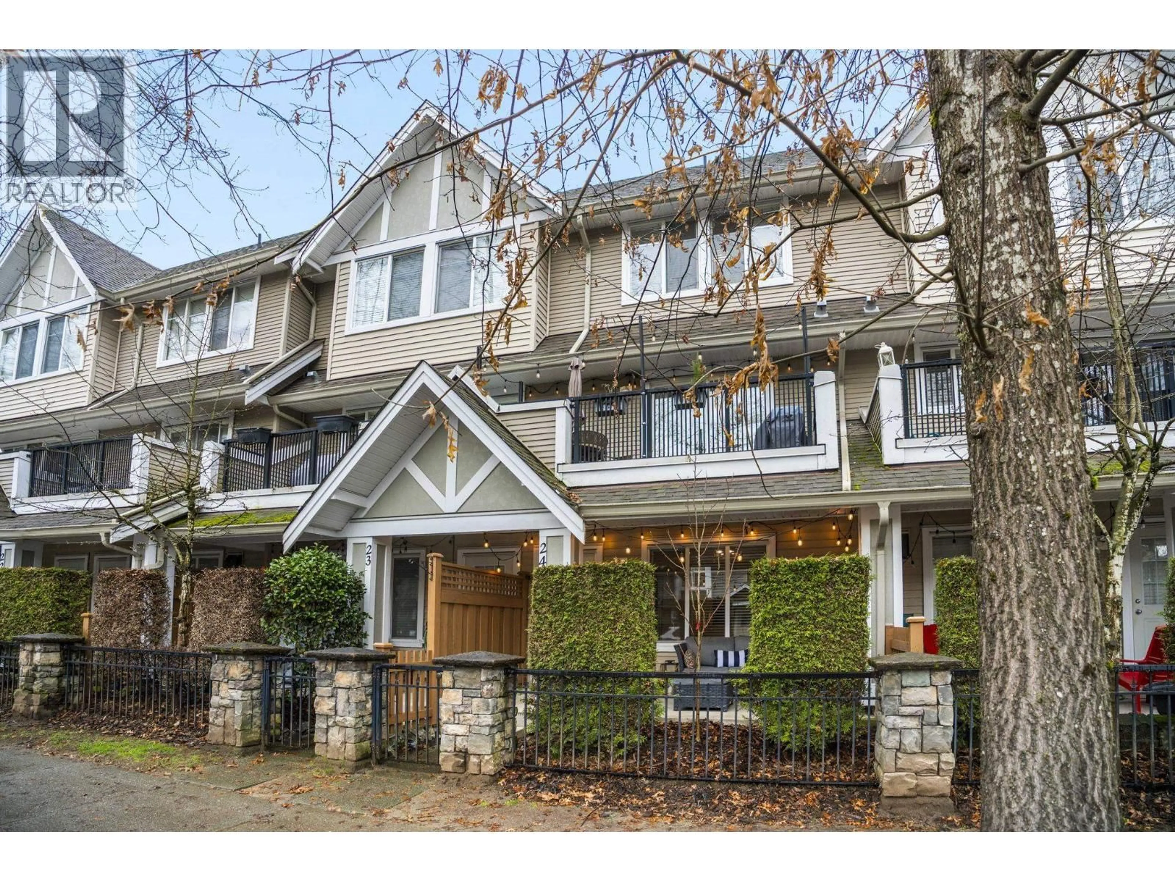 Unknown for 24 - 19141 124 AVENUE, Pitt Meadows British Columbia V3Y2V6