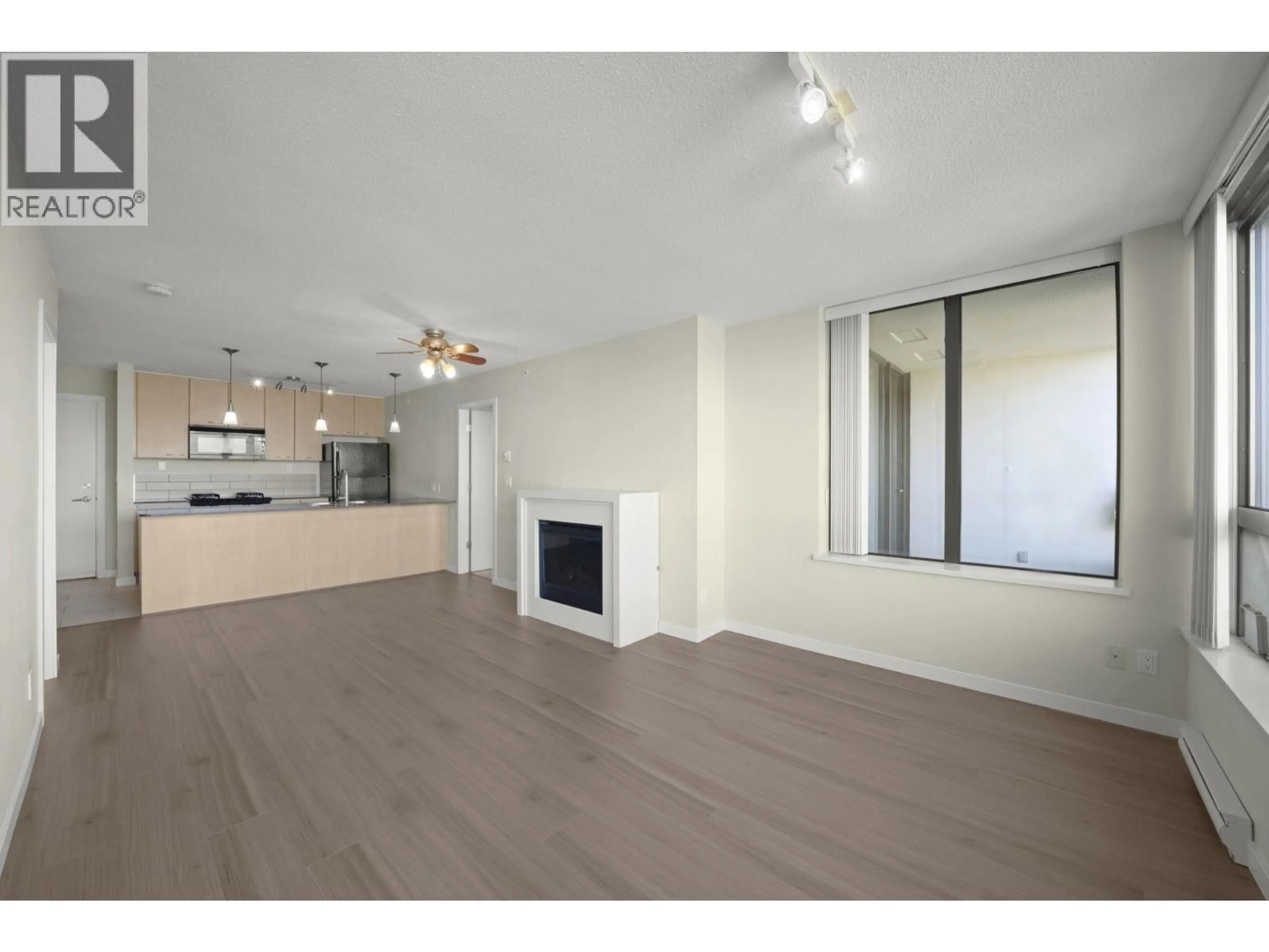 Unknown for 1605 - 7178 COLLIER STREET, Burnaby British Columbia V5E4N7