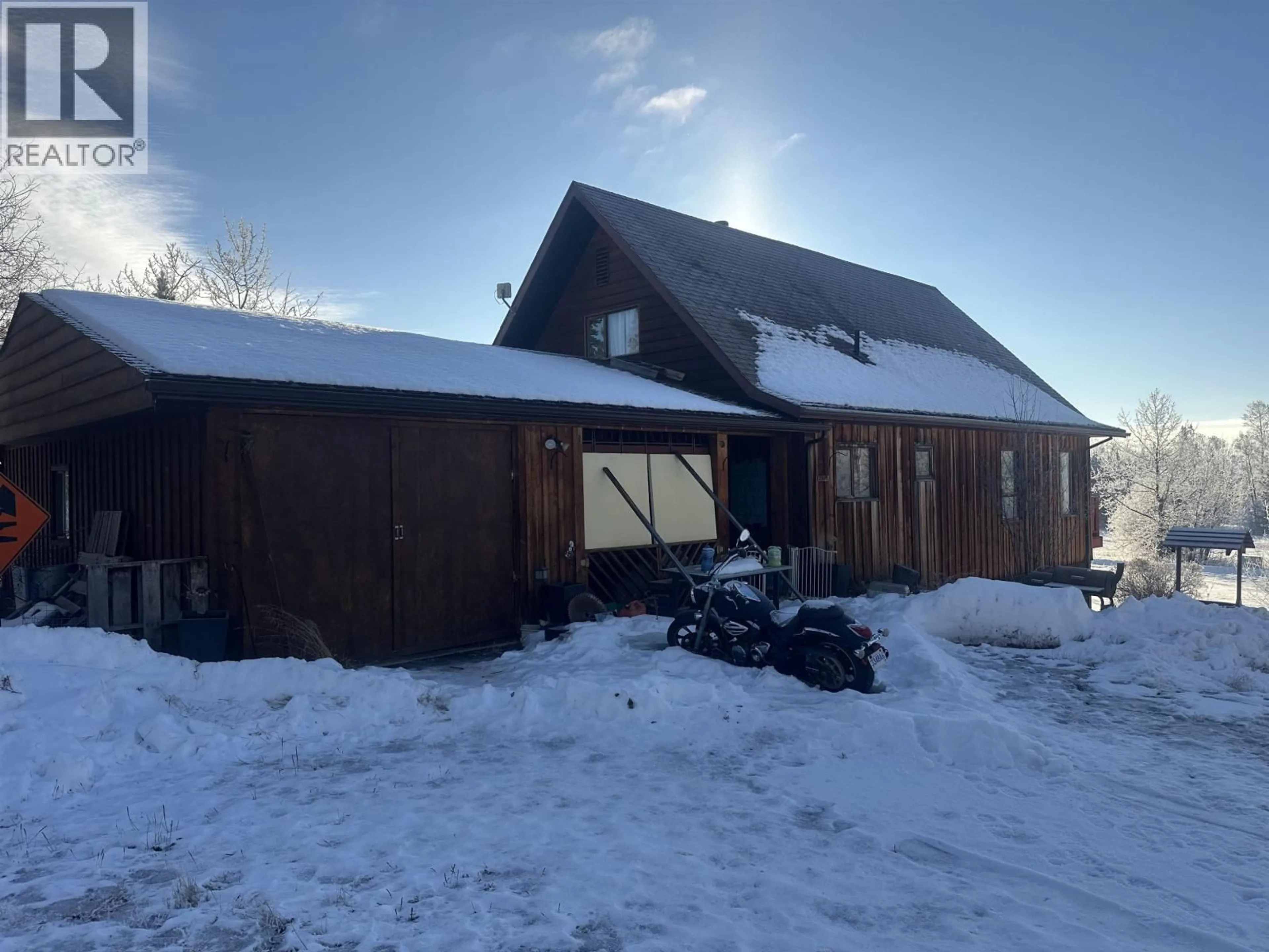 A pic from outside/outdoor area/front of a property/back of a property/a pic from drone, building for 12539 27 HIGHWAY, Vanderhoof British Columbia V0J3A0