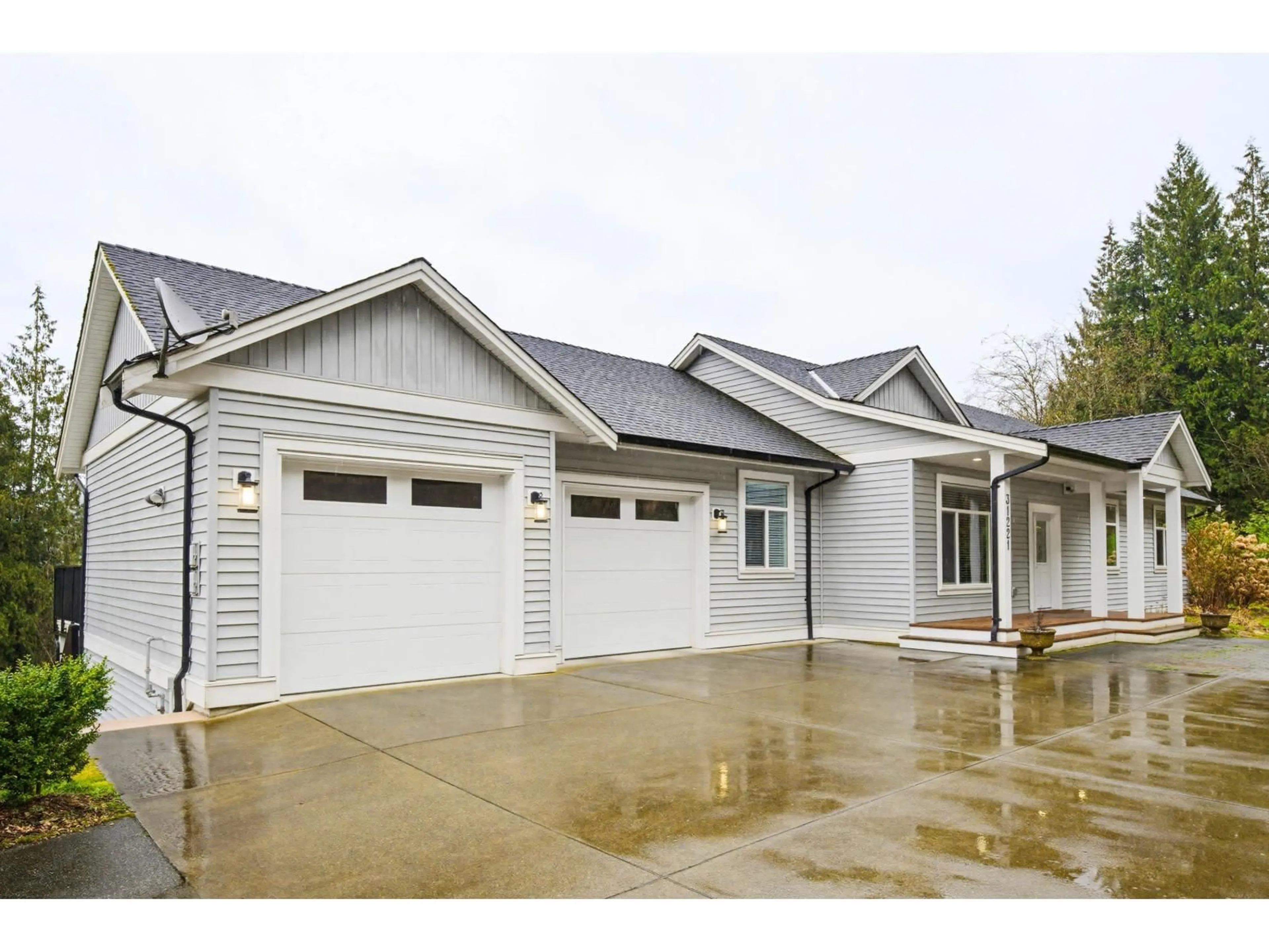 Unknown for 31221 SILVERHILL AVENUE, Mission British Columbia V4S1G8