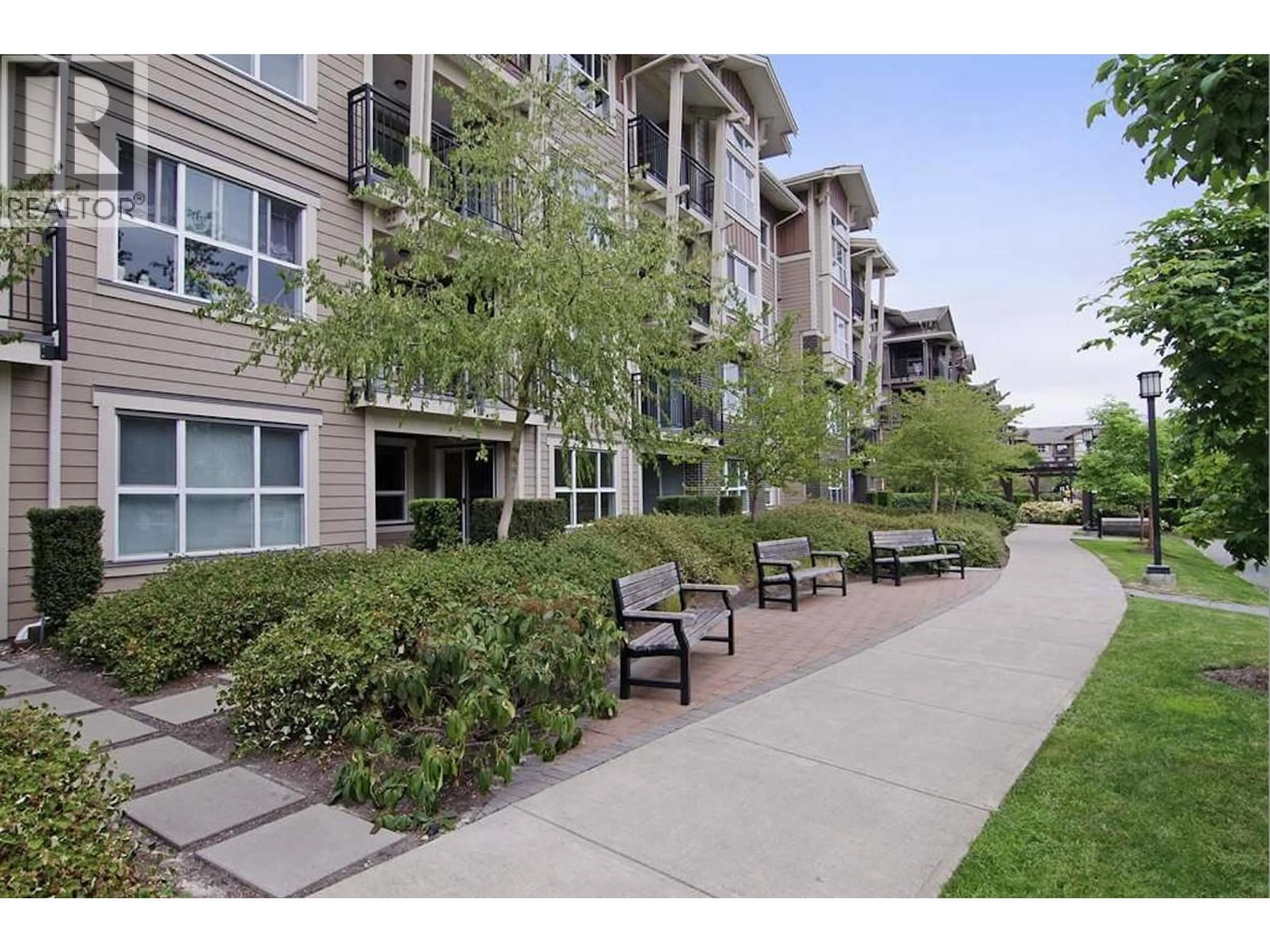 Patio, street for 115 - 5775 IRMIN STREET, Burnaby British Columbia V5J0C3