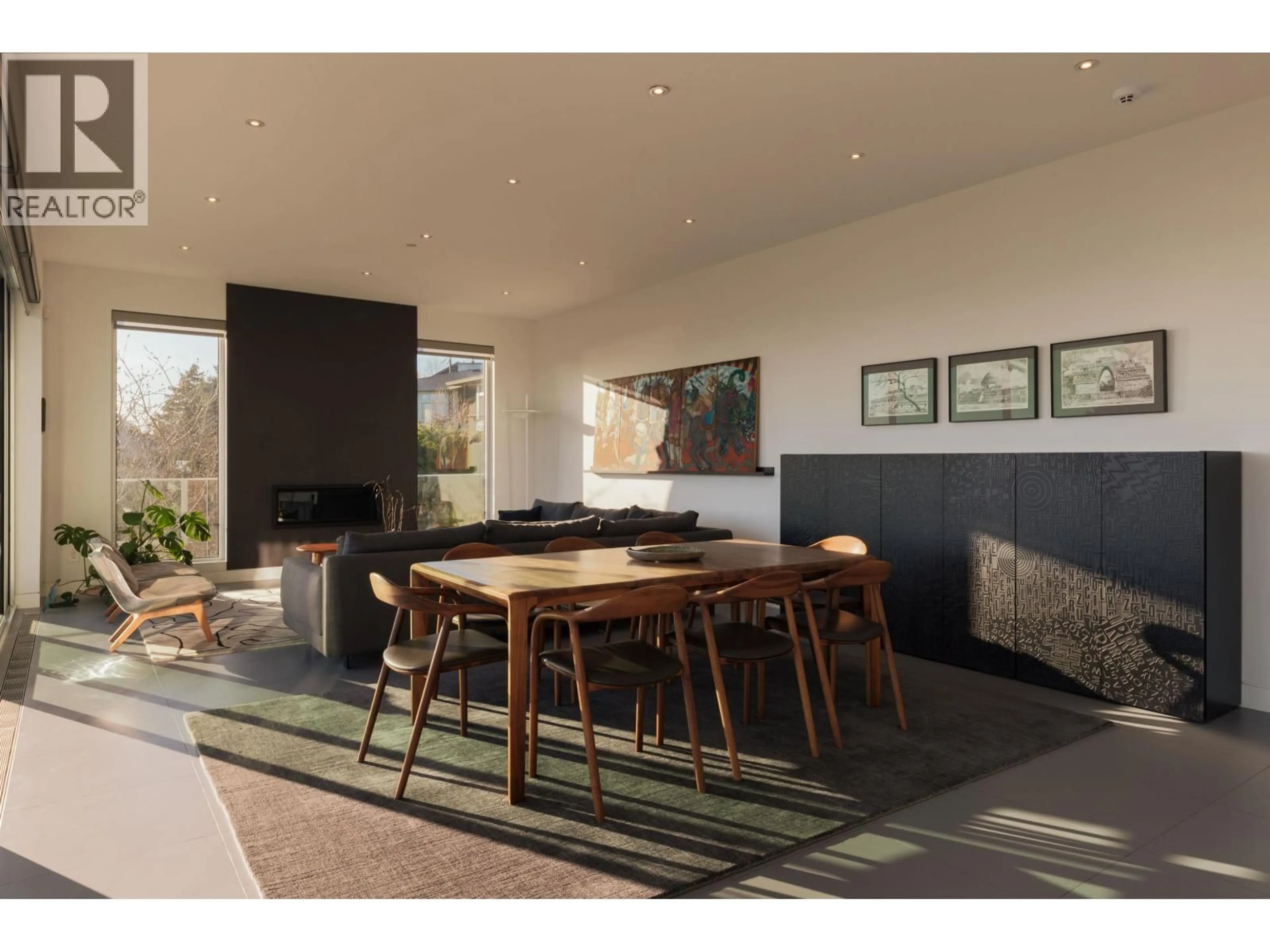 Unknown for 1715 22ND STREET, West Vancouver British Columbia V7V4E4