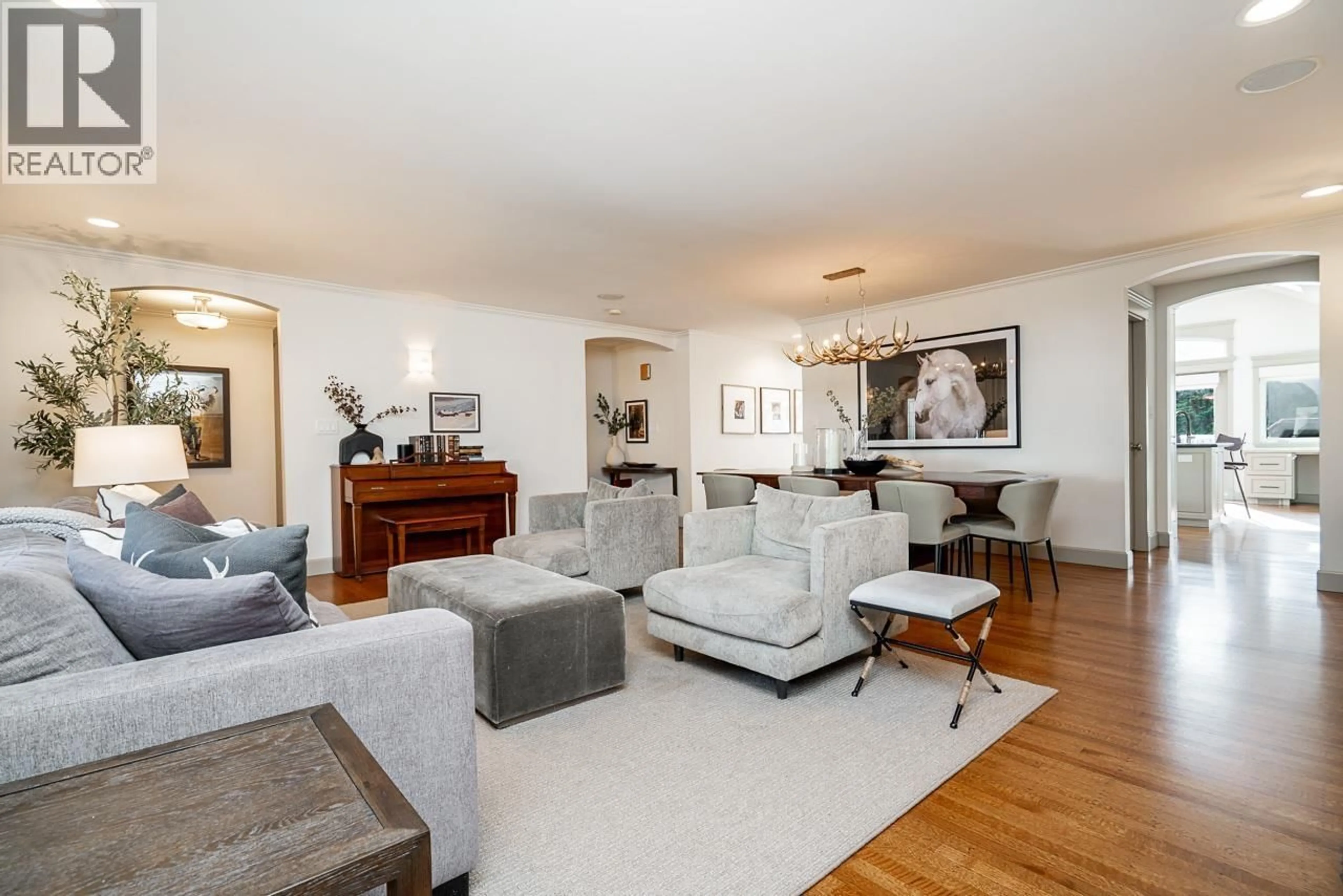 Living room with furniture, unknown for 7742 JENSEN PLACE, Burnaby British Columbia V5A2A8