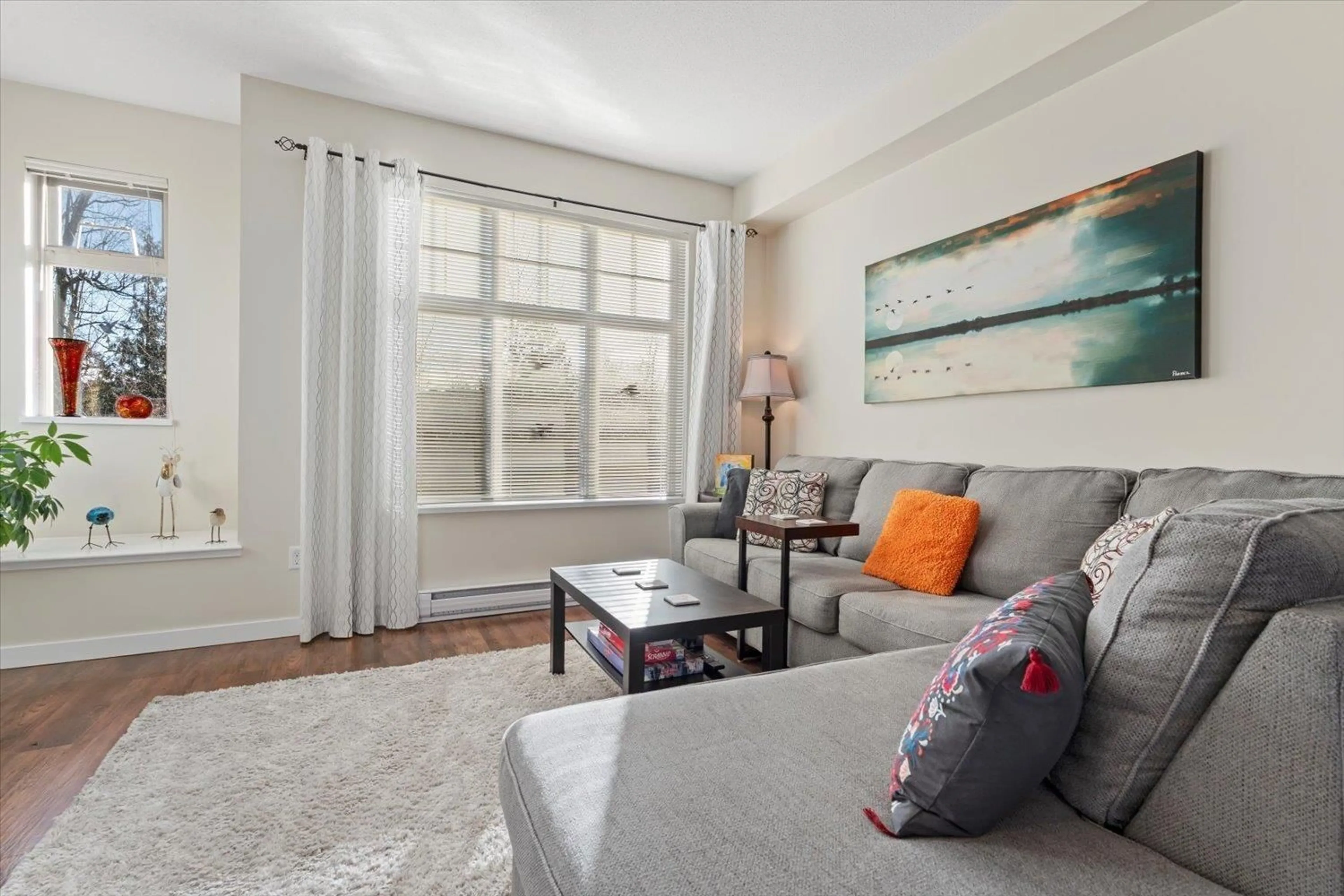Living room with furniture, carpet floor for 36 - 31125 WESTRIDGE PLACE, Abbotsford British Columbia V2T0B9