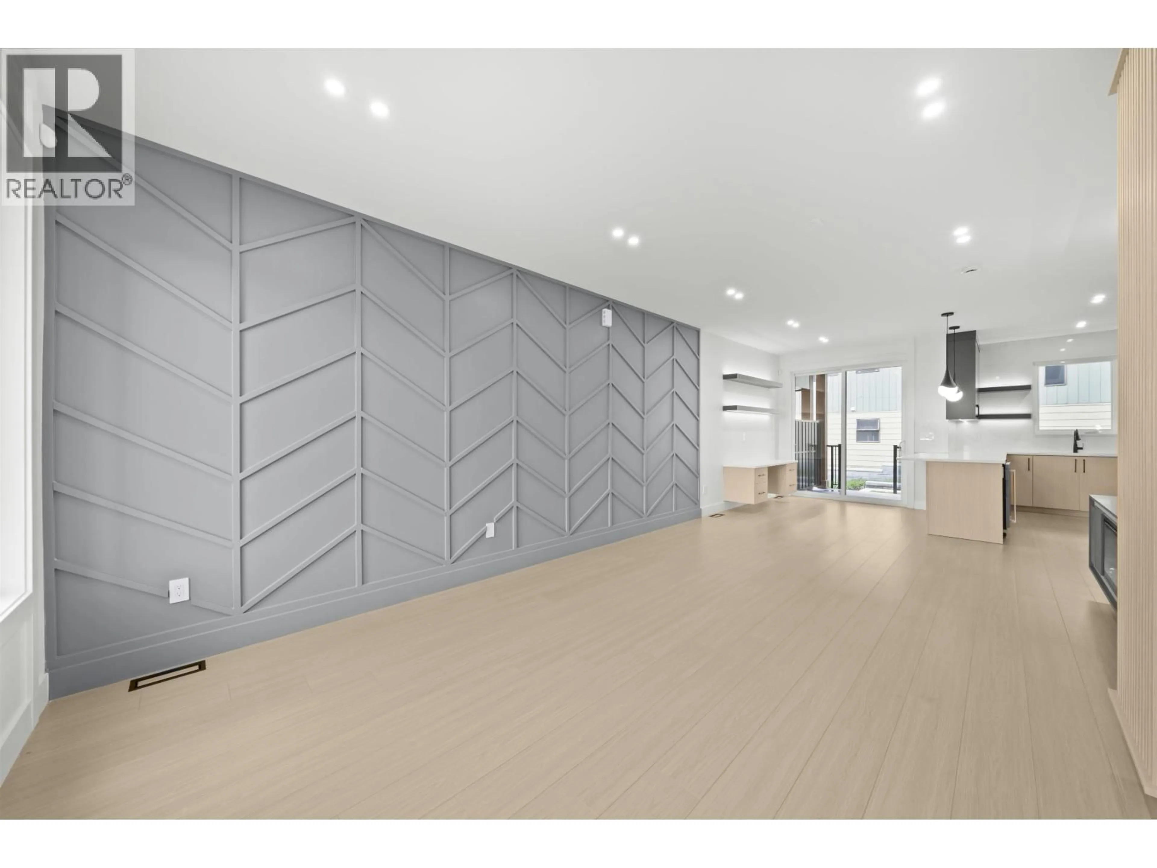 Indoor foyer for 2 - 314 NELSON STREET STREET, Coquitlam British Columbia V3K4N3