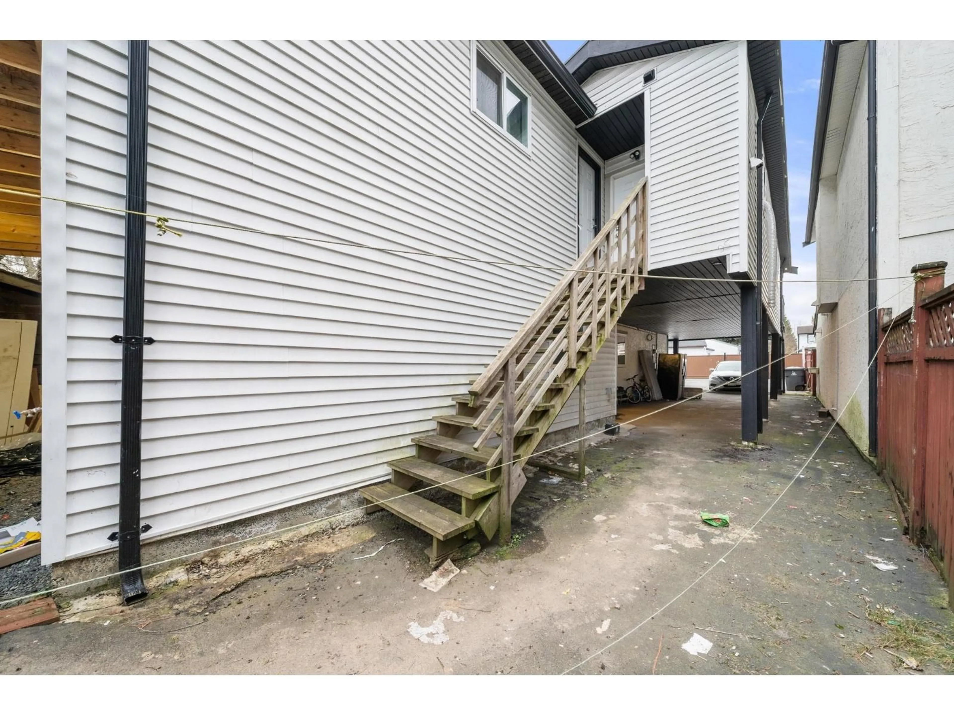 Unknown for 12541 77A AVENUE, Surrey British Columbia V3W8P2