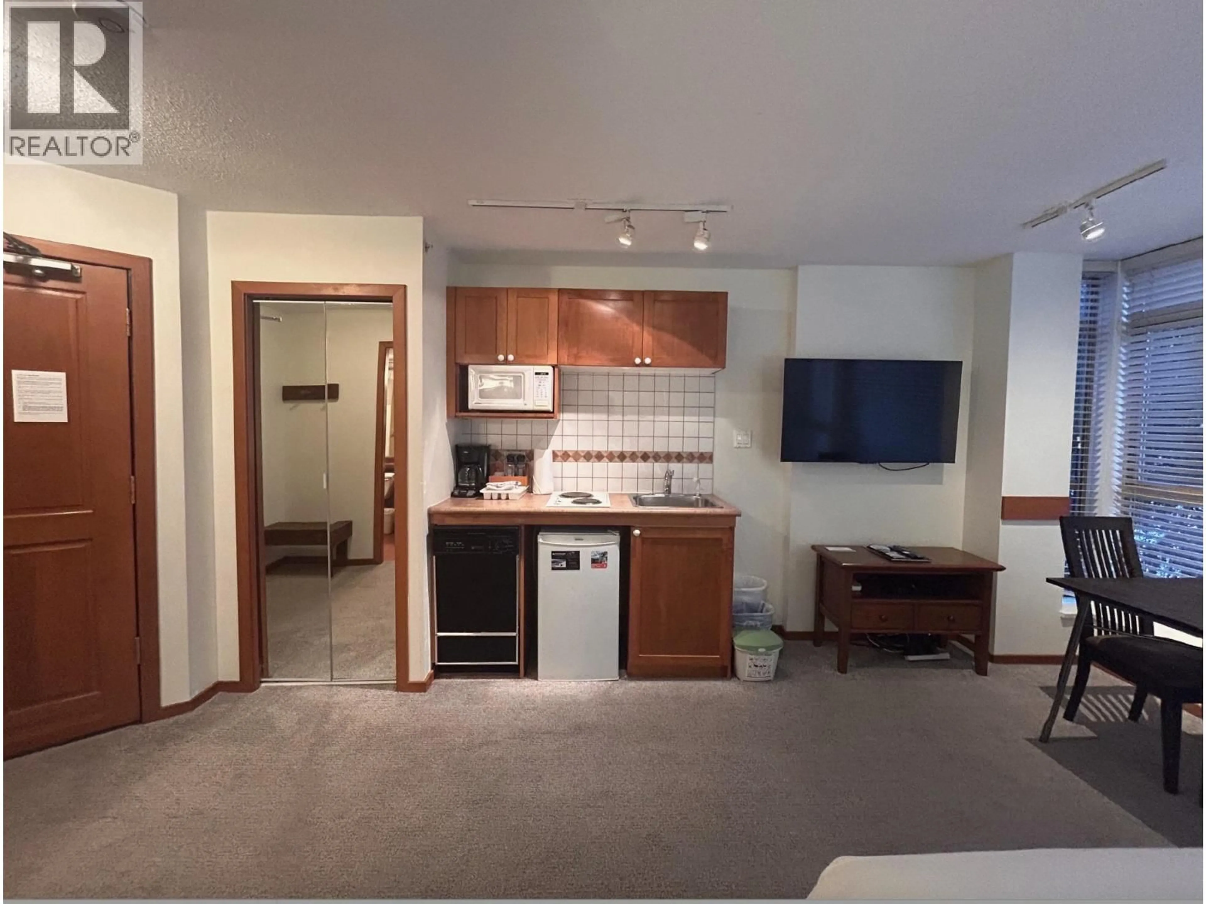 A pic of a room for 227 - 4315 NORTHLANDS BOULEVARD, Whistler British Columbia V8E1C1