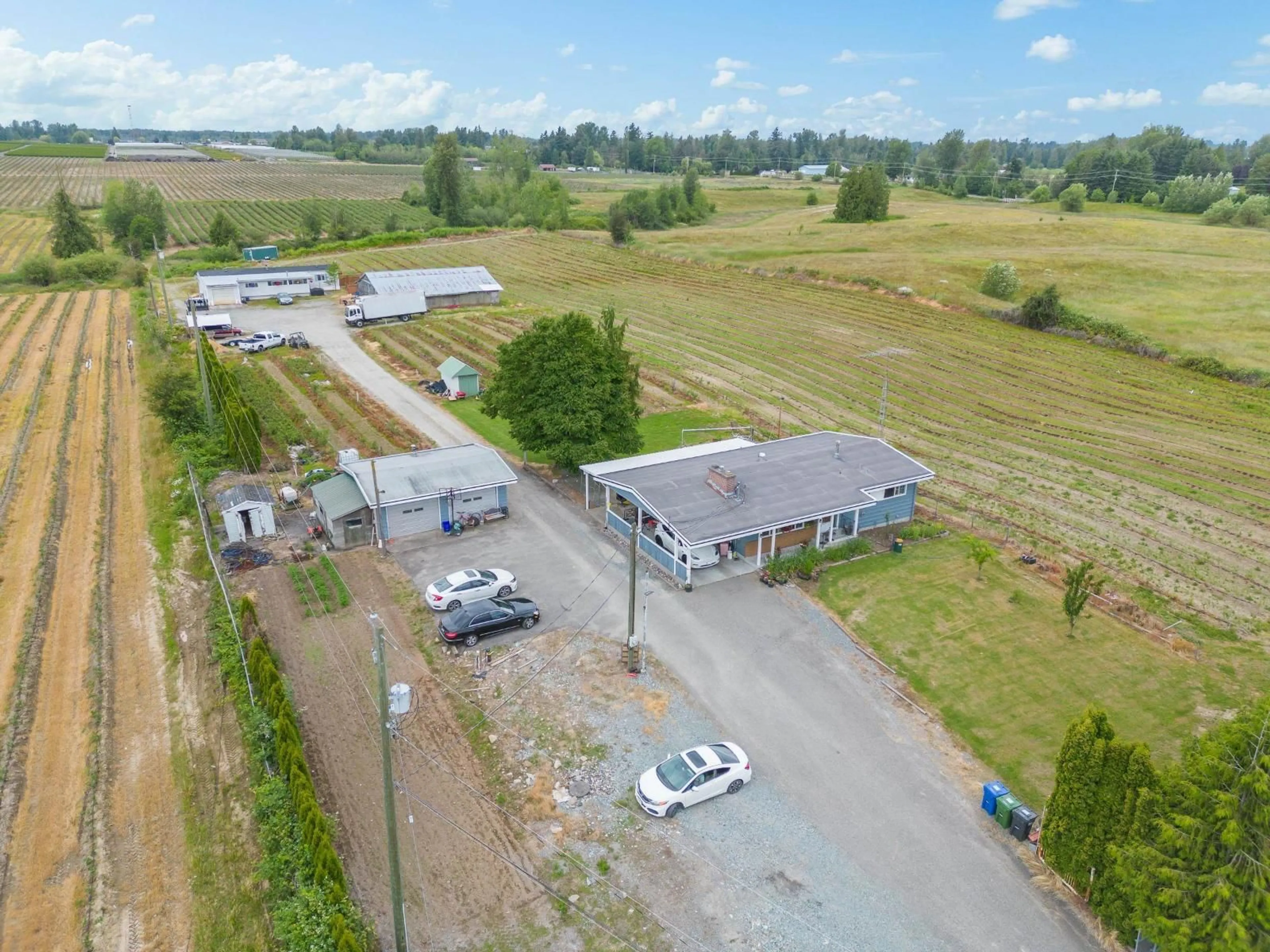 A pic from outside/outdoor area/front of a property/back of a property/a pic from drone, unknown for 3811 LEFEUVRE ROAD, Abbotsford British Columbia V4X1N6