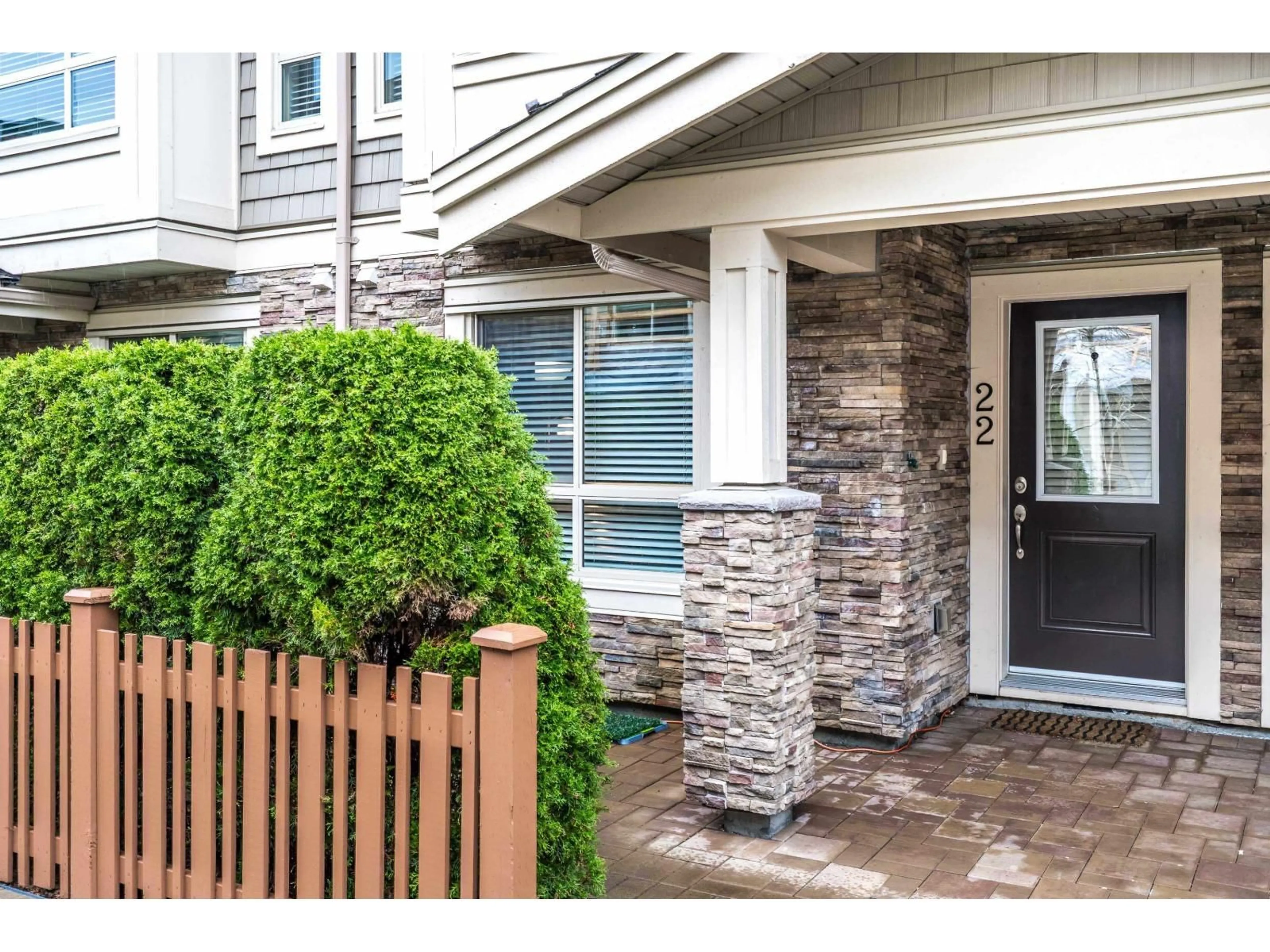 Unknown for 22 - 19752 55A AVENUE, Langley British Columbia V3A3X2