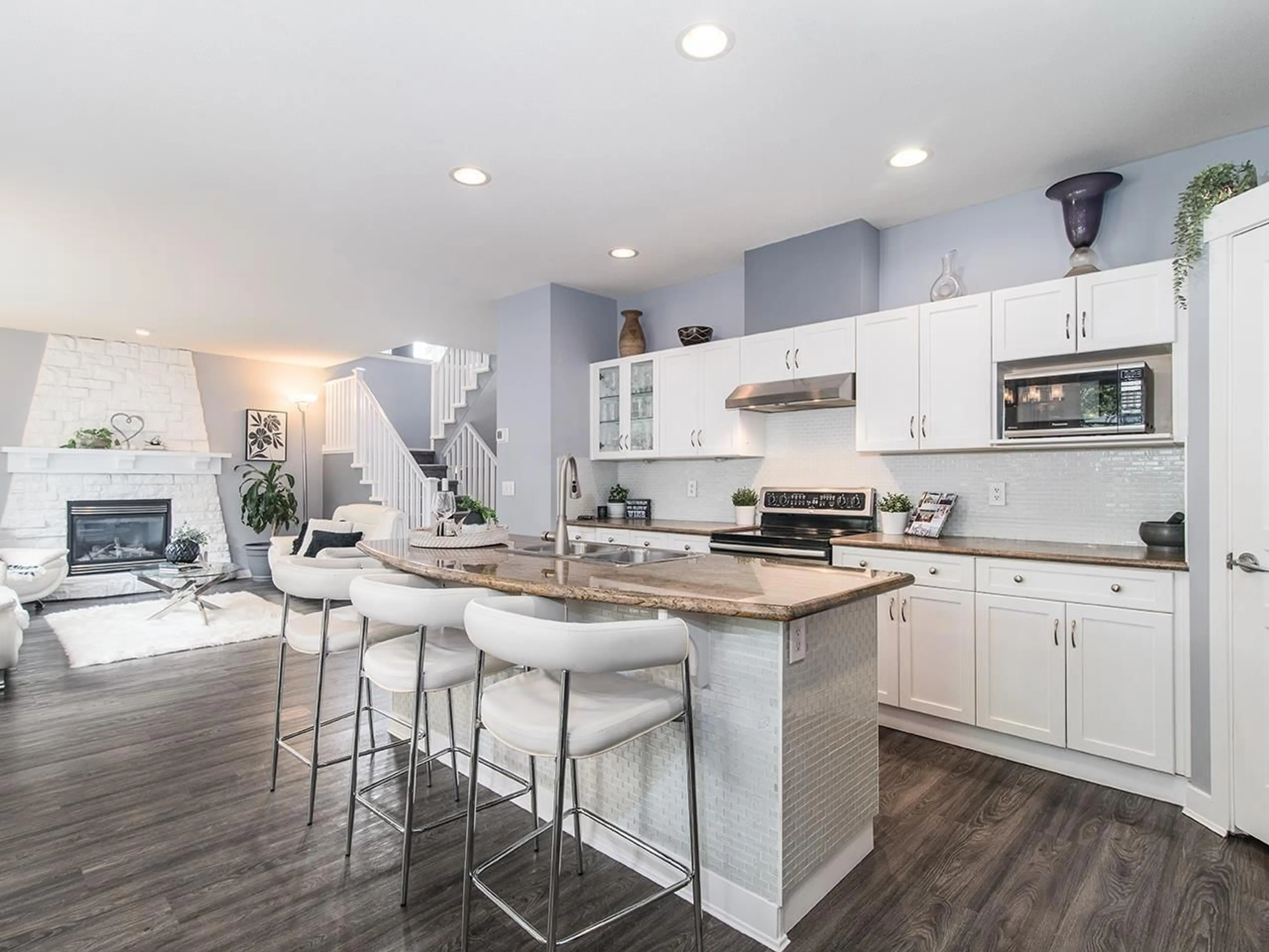 Open concept kitchen, unknown for 14579 33B AVENUE, Surrey British Columbia V4P3M8
