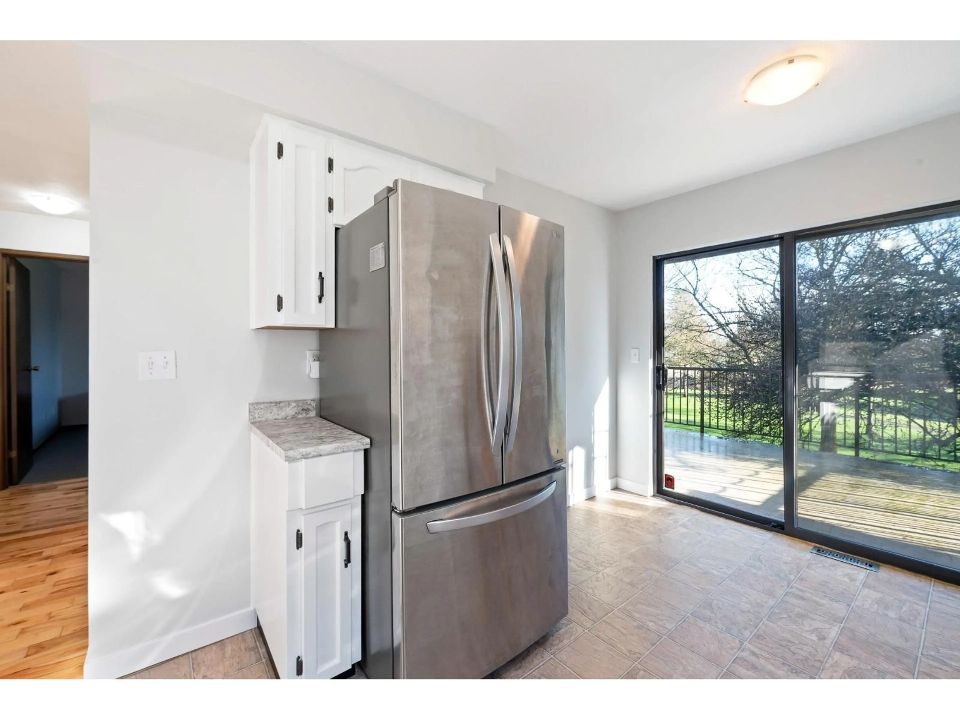 Unknown for 6640 133 STREET, Surrey British Columbia V3W8C3