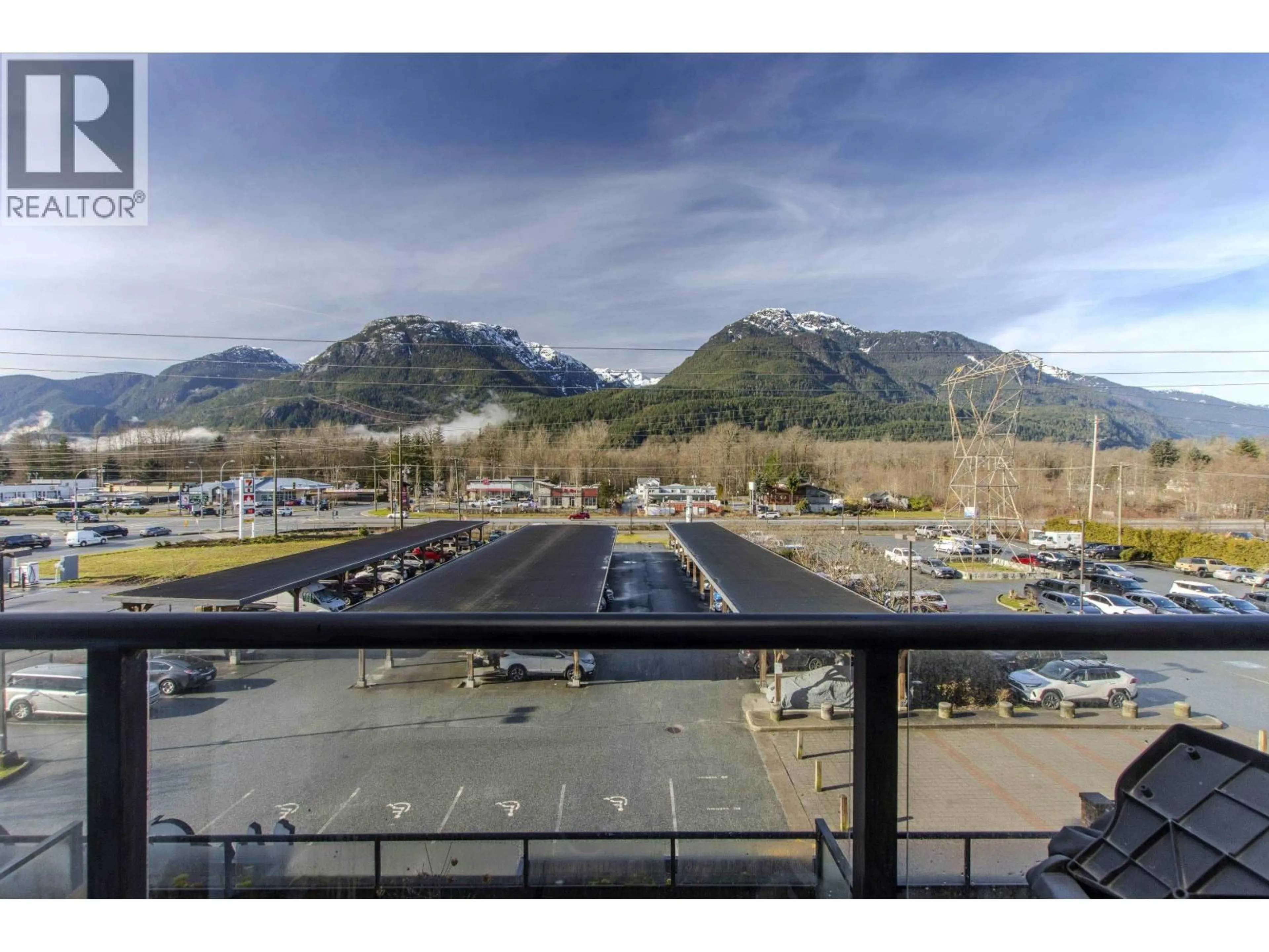 Unknown for 327 - 40437 TANTALUS ROAD, Squamish British Columbia V0N1T0