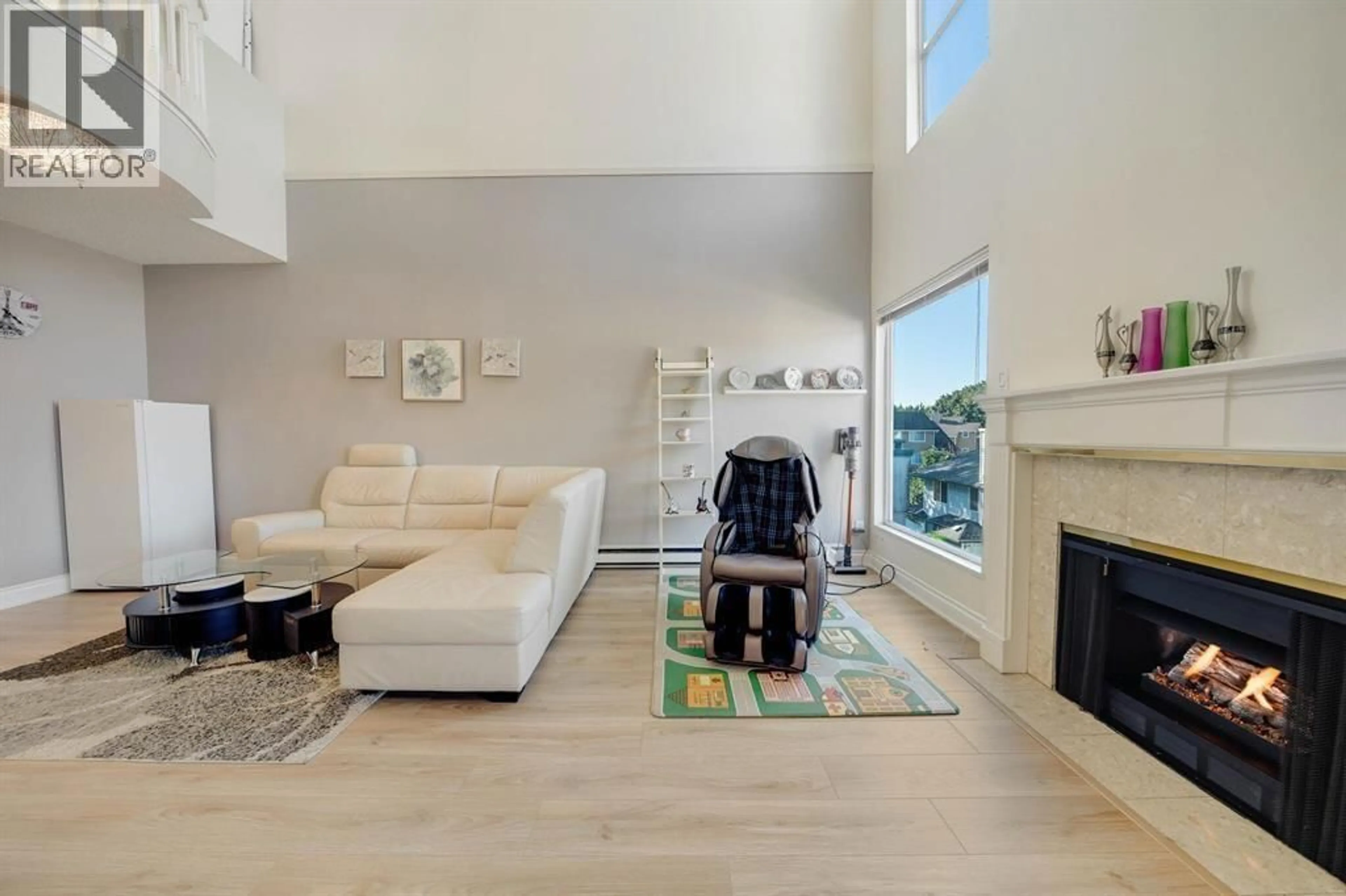 Living room with furniture, unknown for 319 - 7500 ABERCROMBIE DRIVE, Richmond British Columbia V6Y3J9