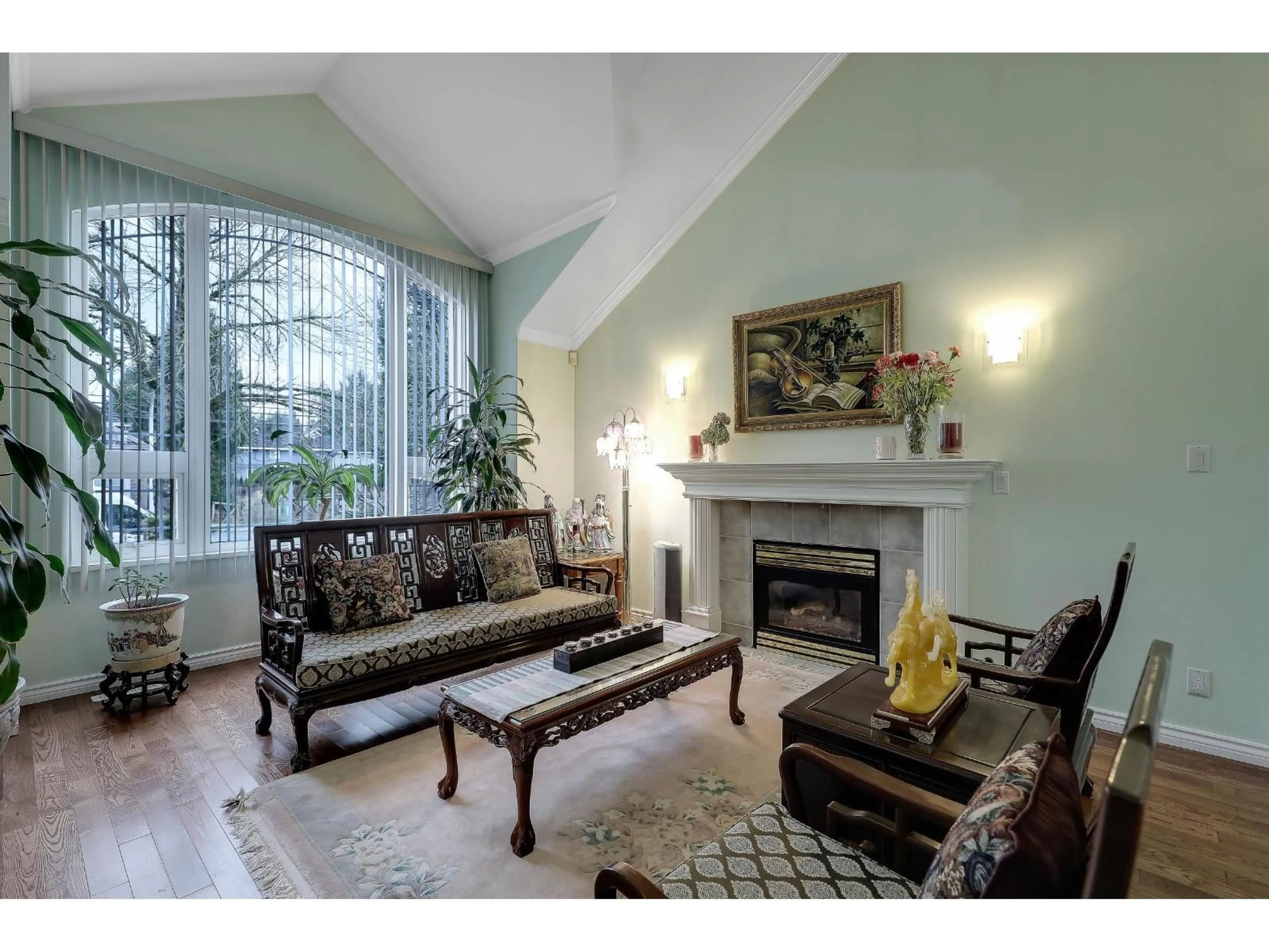 Living room with furniture, unknown for 10955 156 STREET, Surrey British Columbia V3R0Z3