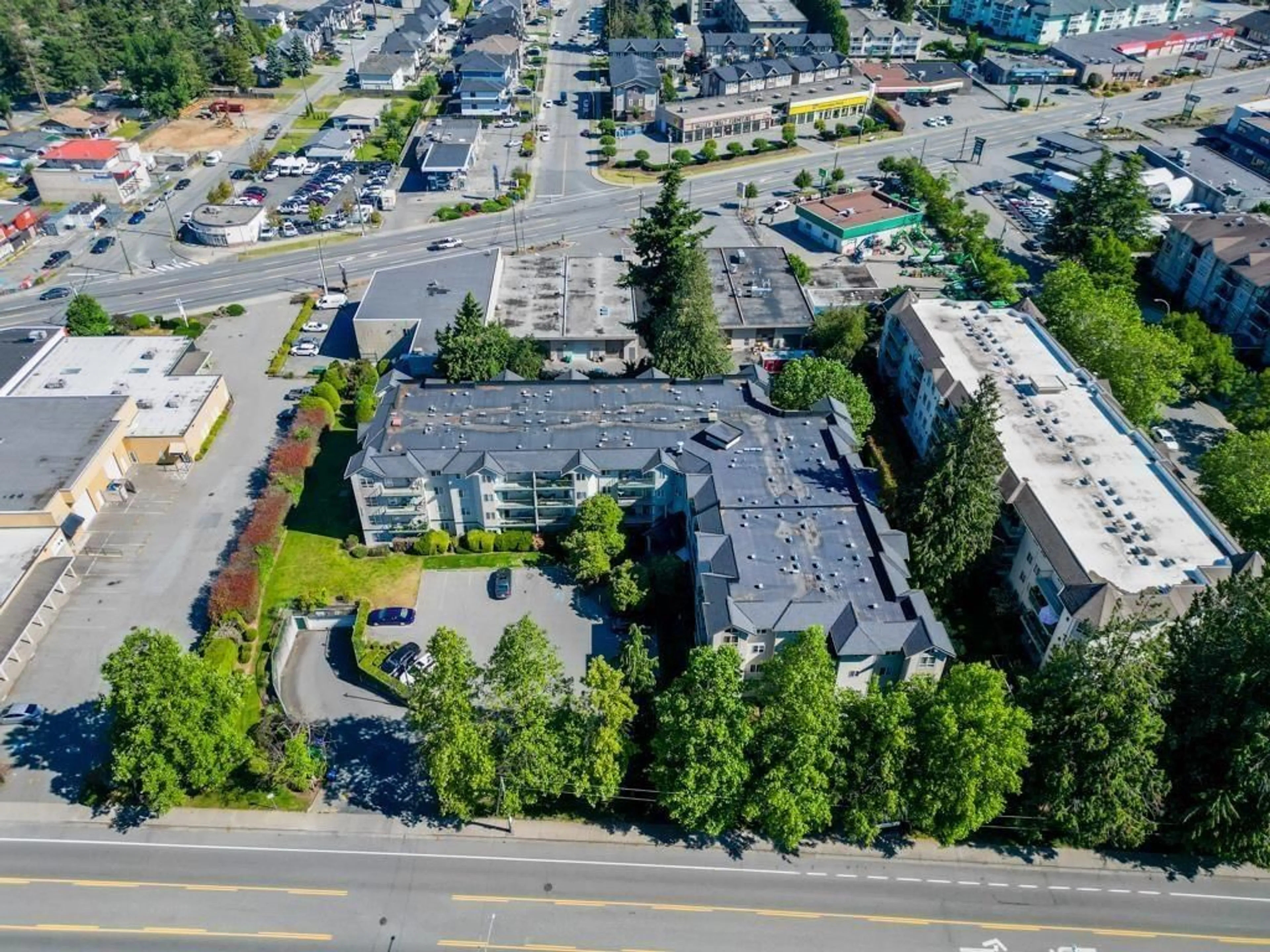 A pic from outside/outdoor area/front of a property/back of a property/a pic from drone, unknown for 310 - 31771 PEARDONVILLE ROAD, Abbotsford British Columbia V2T5S7