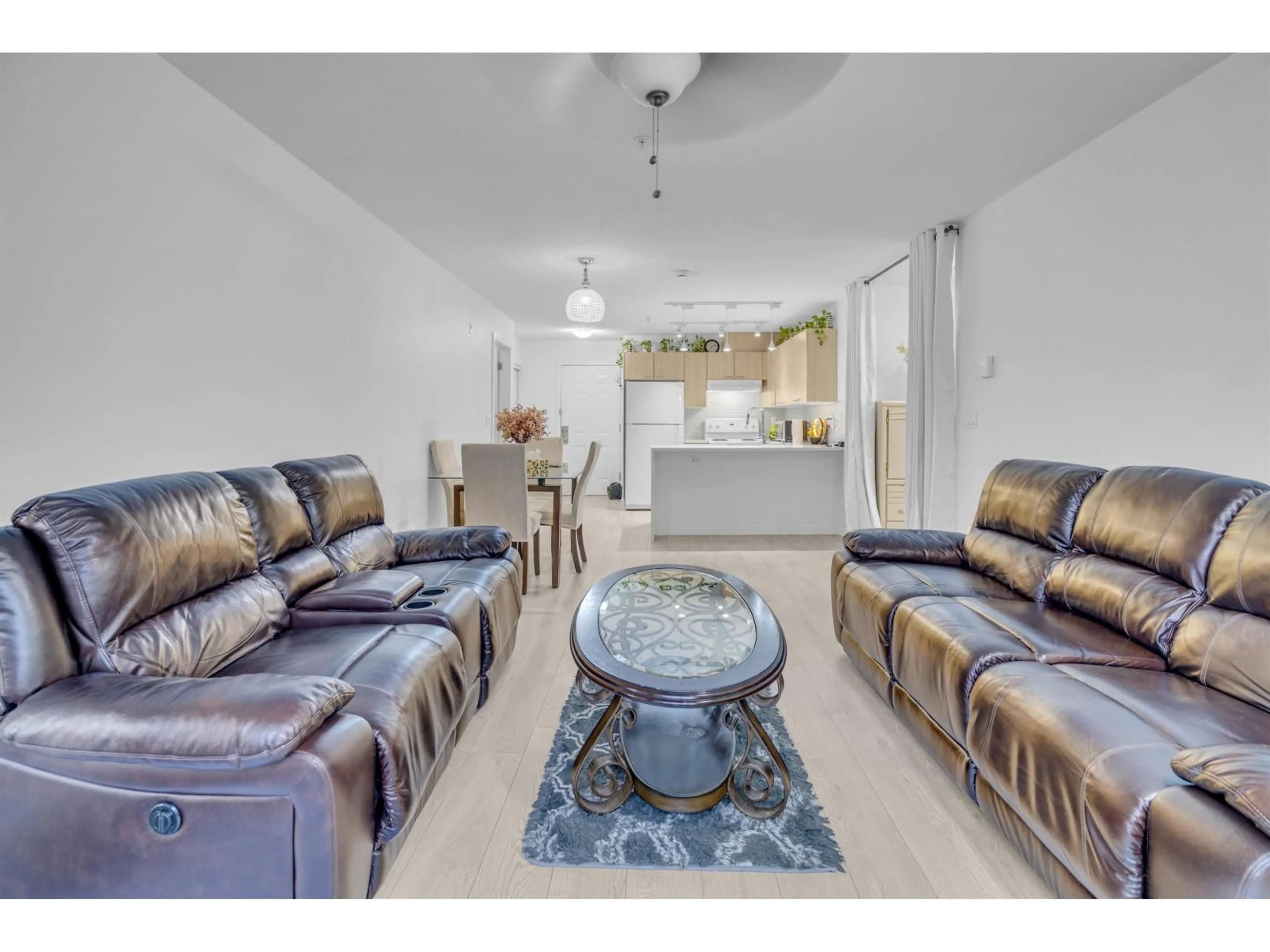 Living room with furniture, unknown for 301 - 12083 92A AVENUE, Surrey British Columbia V3V8C8