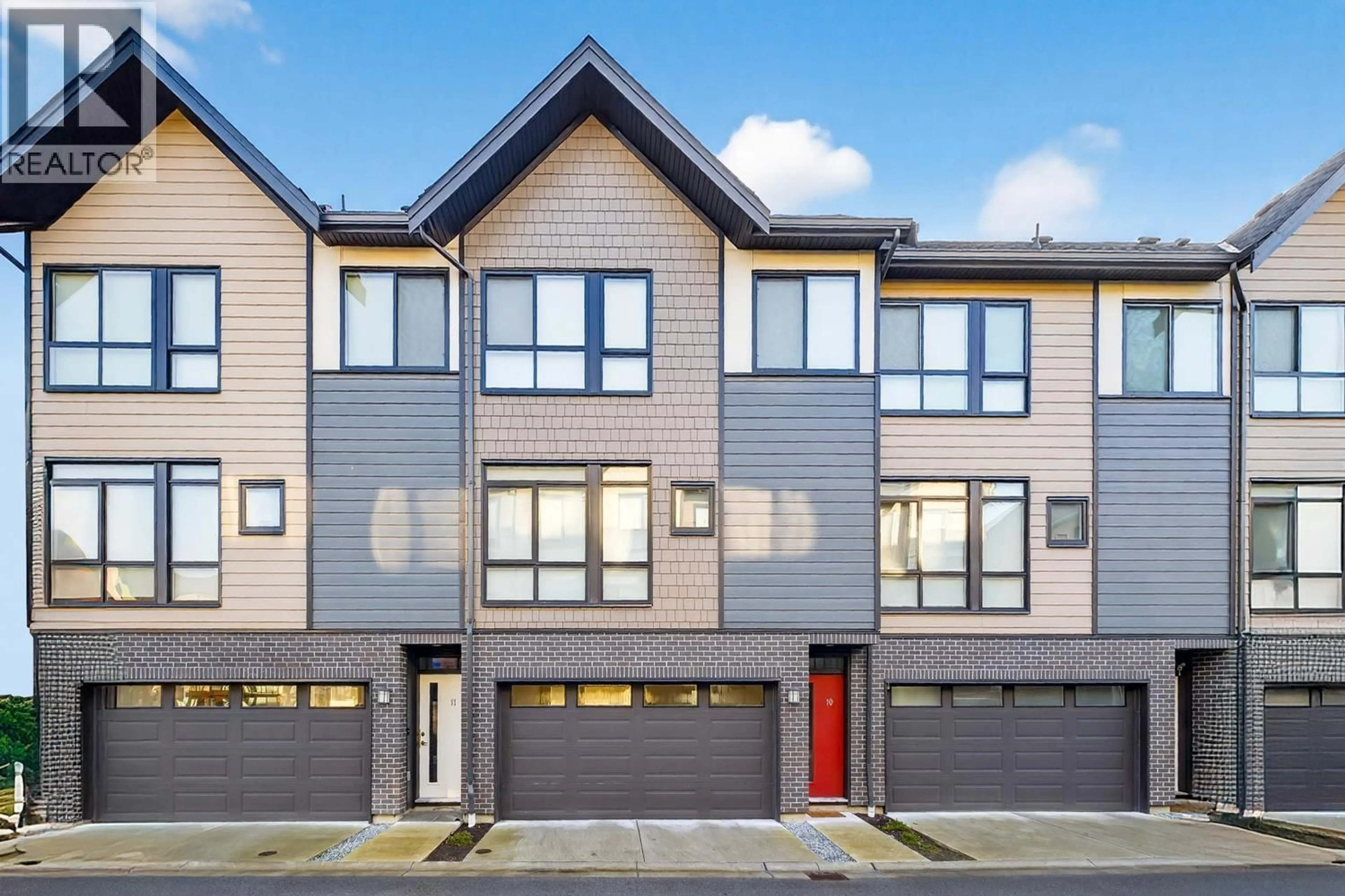 Home with vinyl exterior material, street for 48 - 4337 BOUNDARY ROAD, Richmond British Columbia V6V0C4