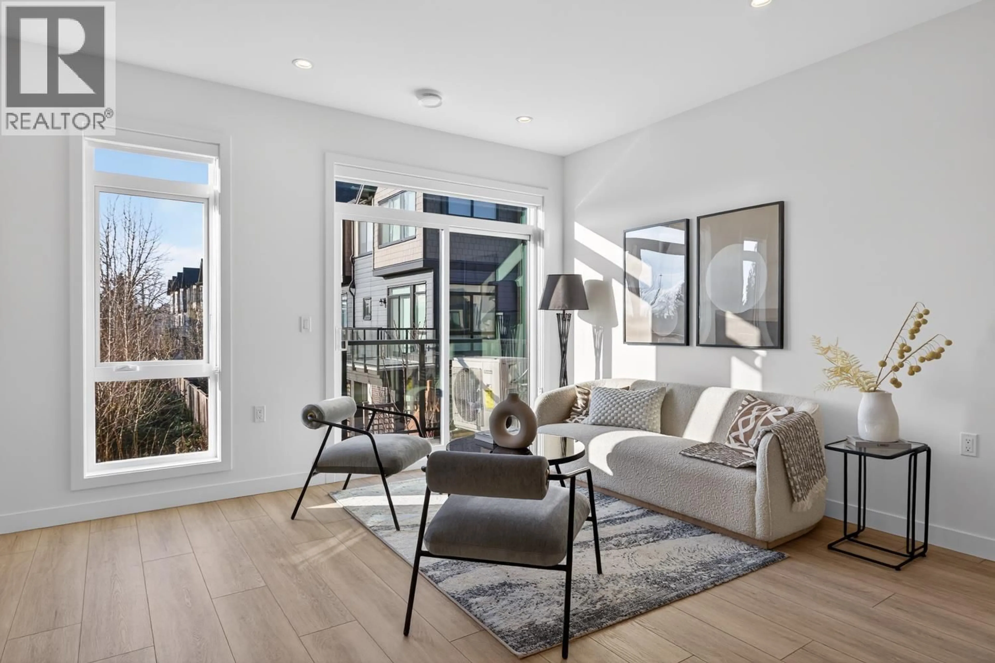 Living room with furniture, unknown for 48 - 4337 BOUNDARY ROAD, Richmond British Columbia V6V0C4