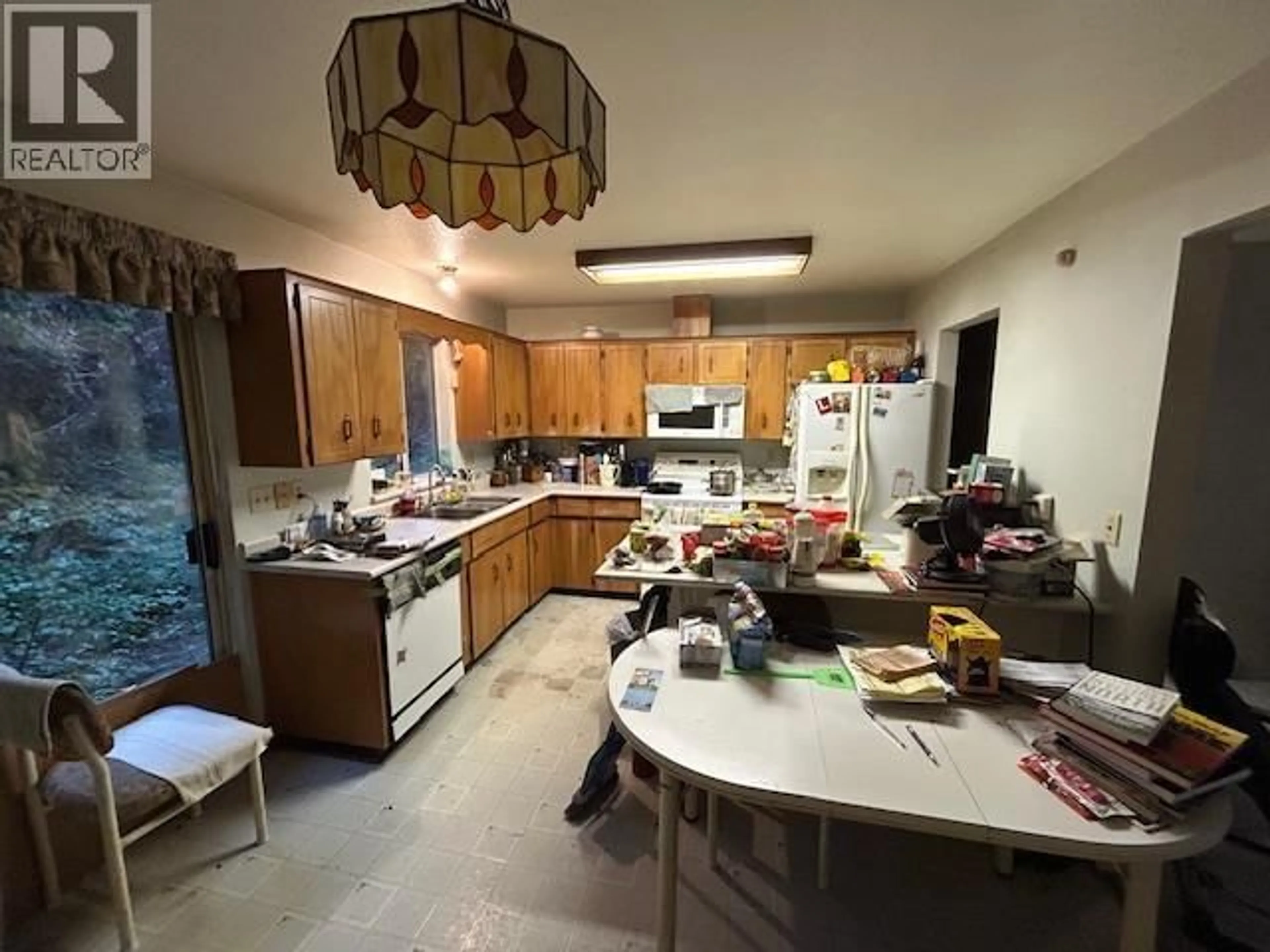 Open concept kitchen, unknown for 2187 CAPE HORN AVENUE, Coquitlam British Columbia V3K1J6