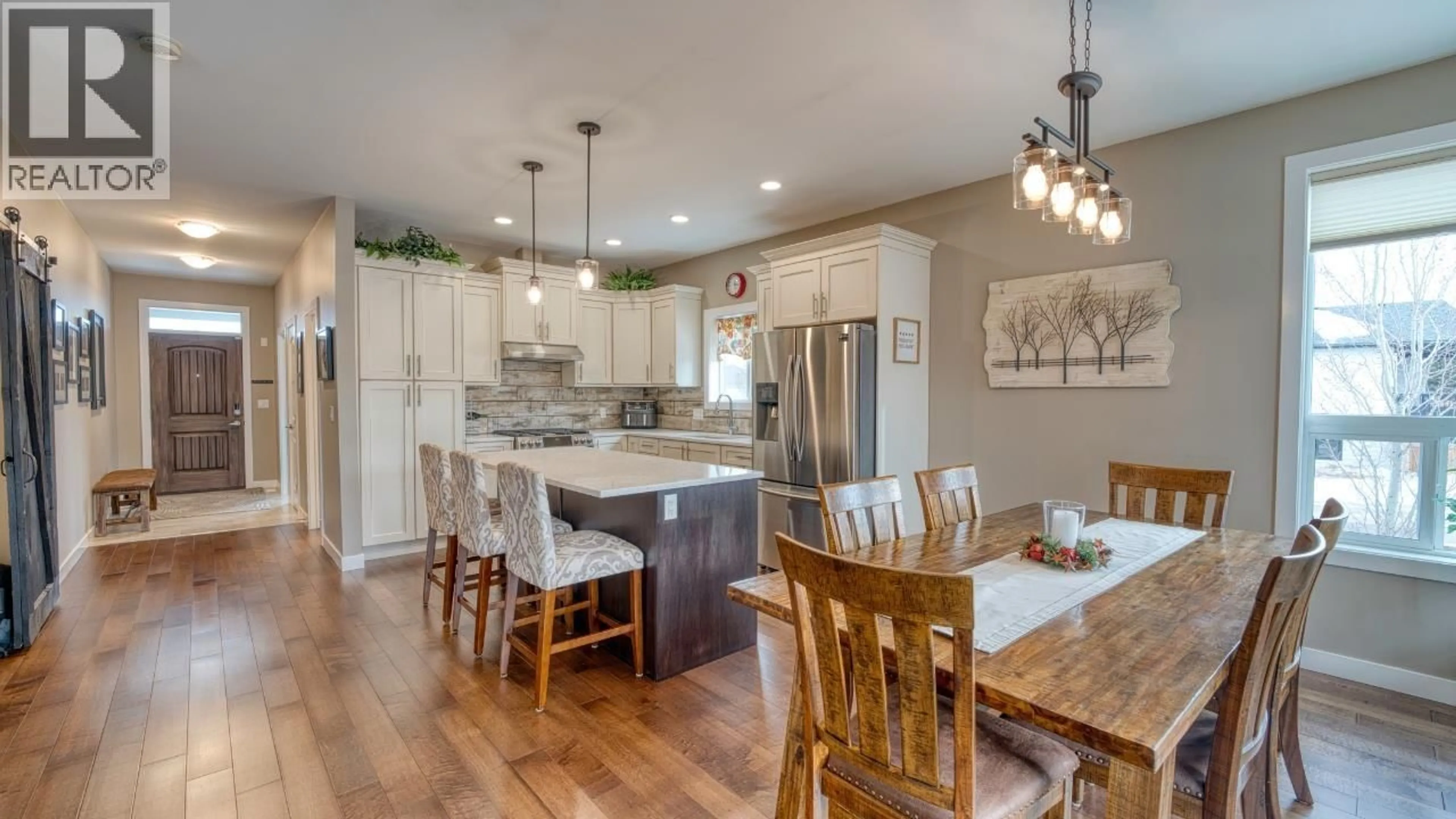 Open concept kitchen, unknown for 10603 114A AVENUE, Fort St. John British Columbia V1J0S1