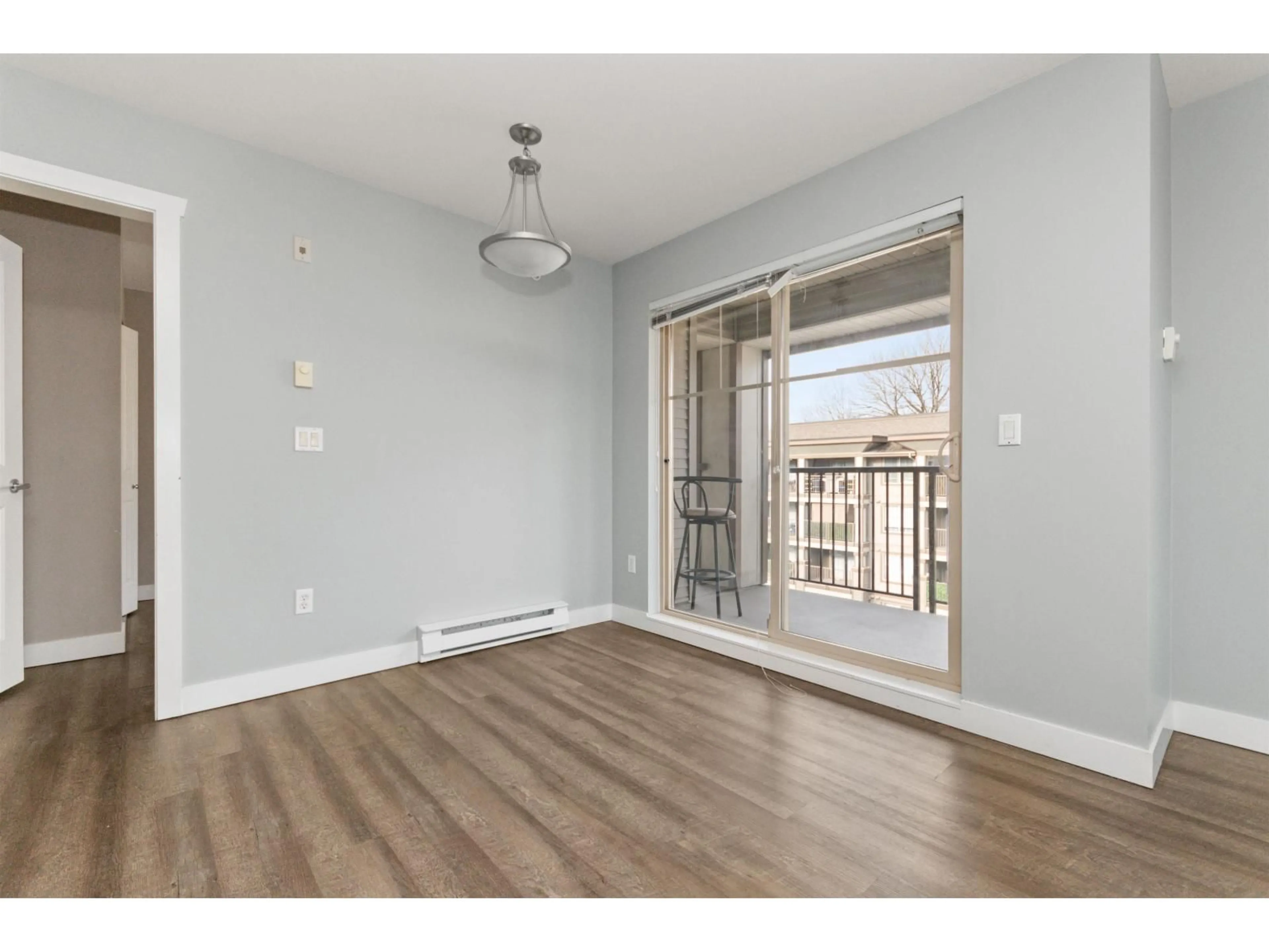 A pic of a room for 402 - 45561 YALE ROAD, Chilliwack British Columbia V2P0A8