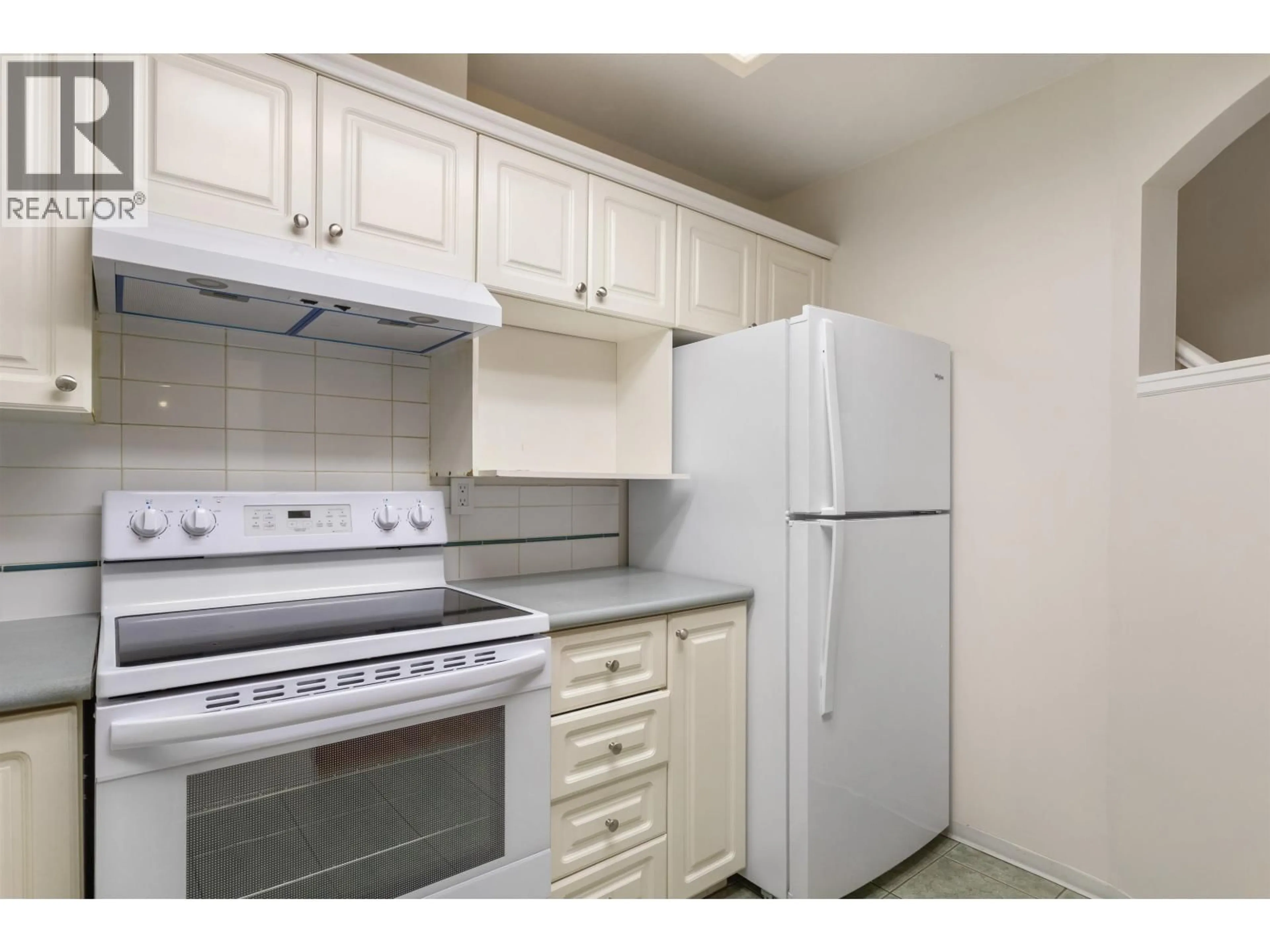 Standard kitchen, unknown for 24 - 7175 17TH AVENUE, Burnaby British Columbia V3N1K8