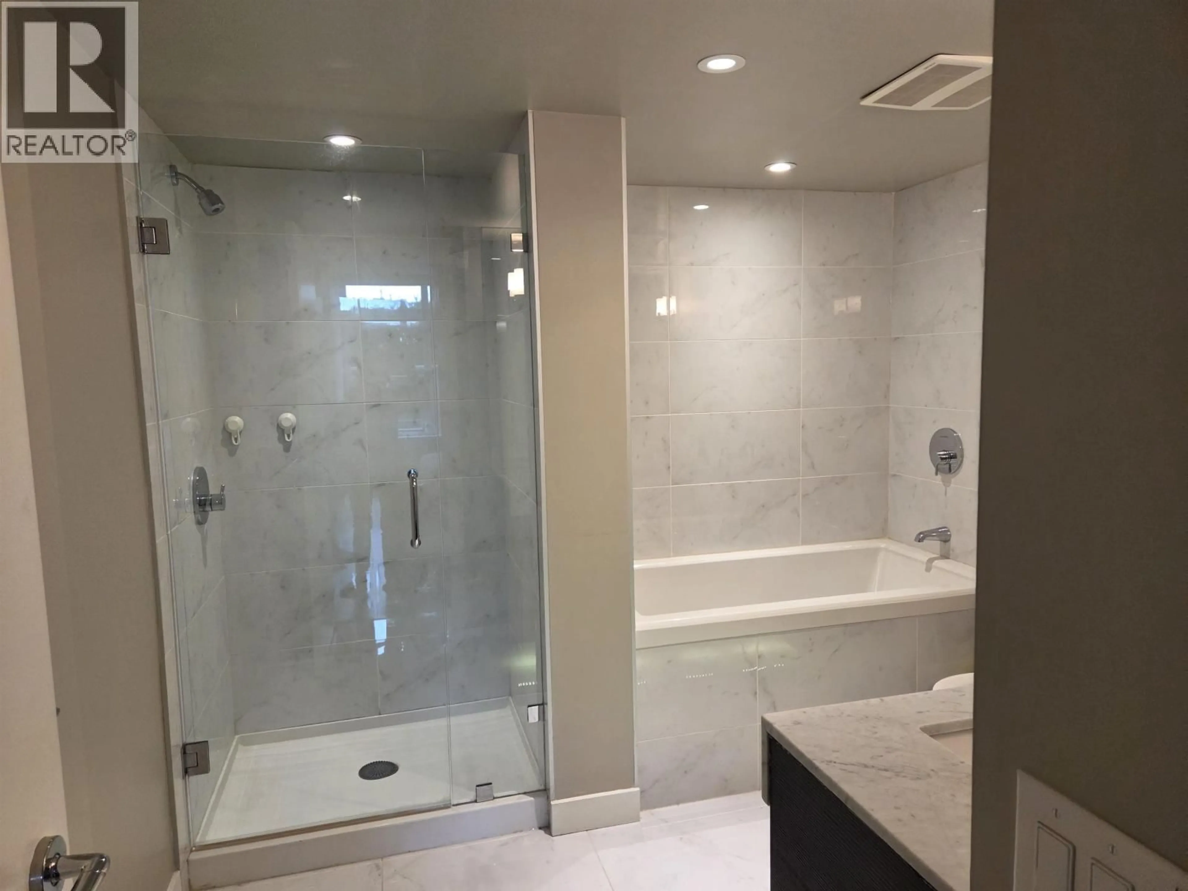 Contemporary bathroom, ceramic/tile floor for 510 - 6188 NO. 3 ROAD, Richmond British Columbia V6Y0J3