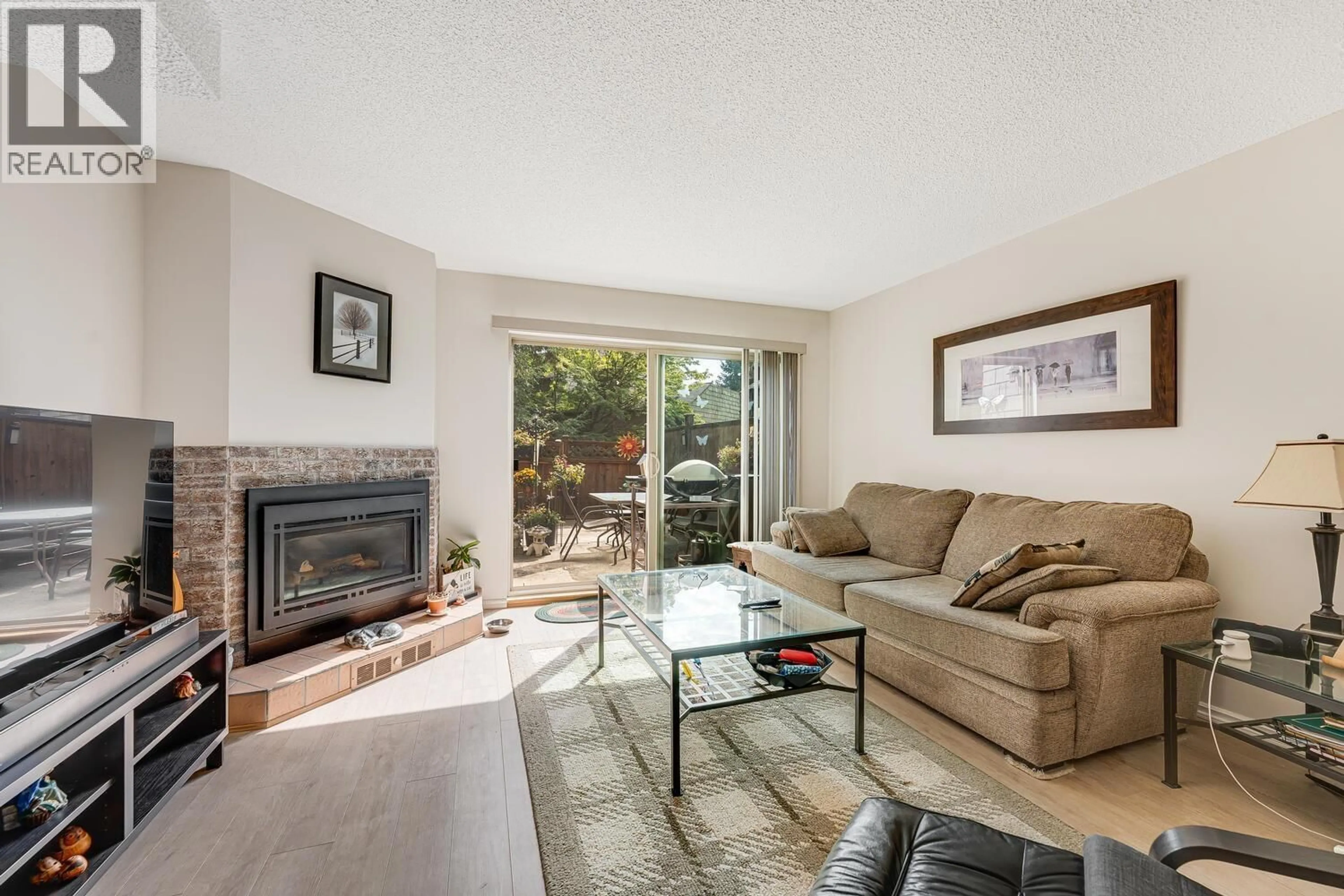 Living room with furniture, unknown for 8132 LAVAL PLACE, Vancouver British Columbia V5S4B2