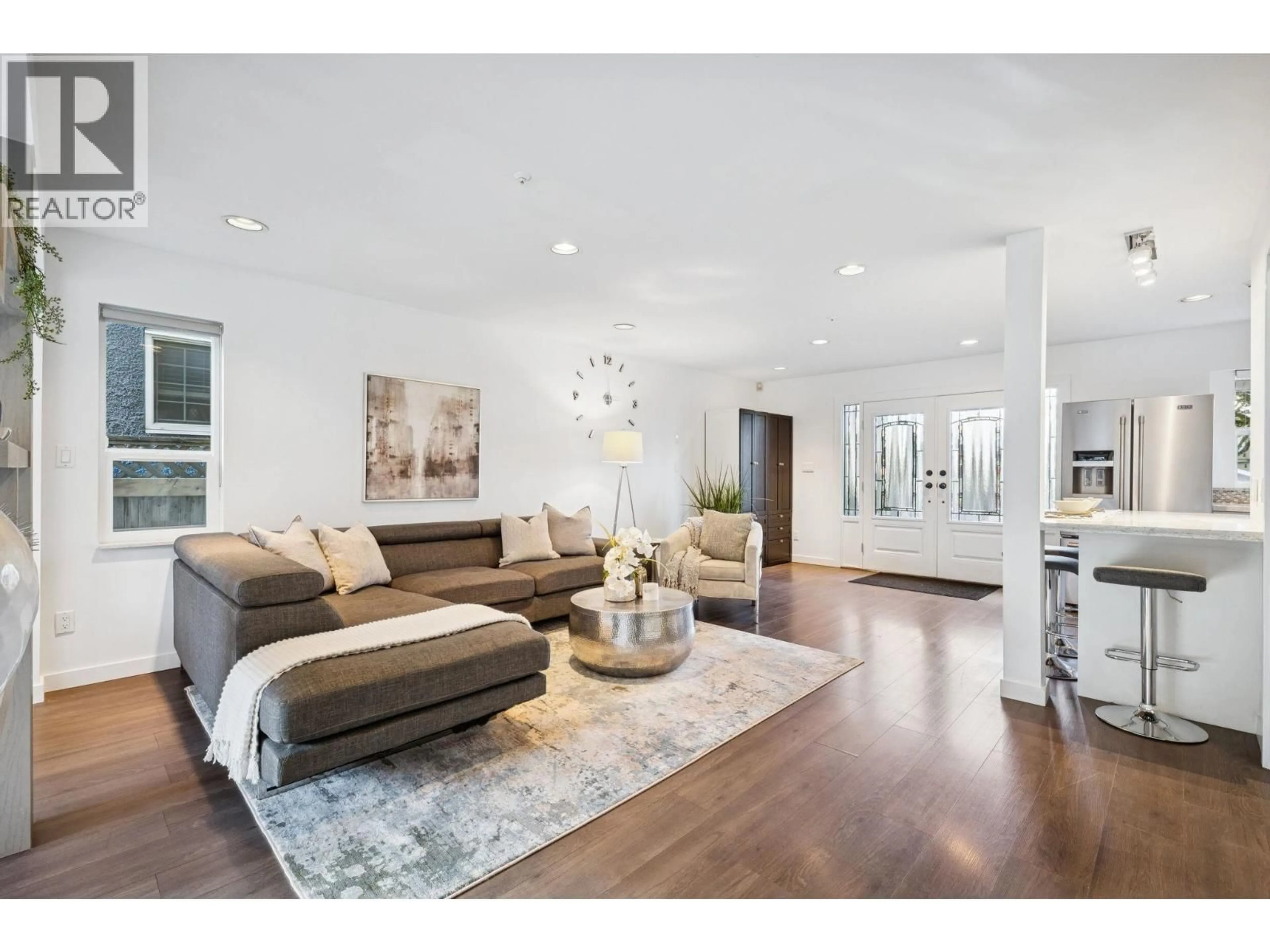 Living room with furniture, unknown for 2748 23RD AVENUE, Vancouver British Columbia V5R1A8