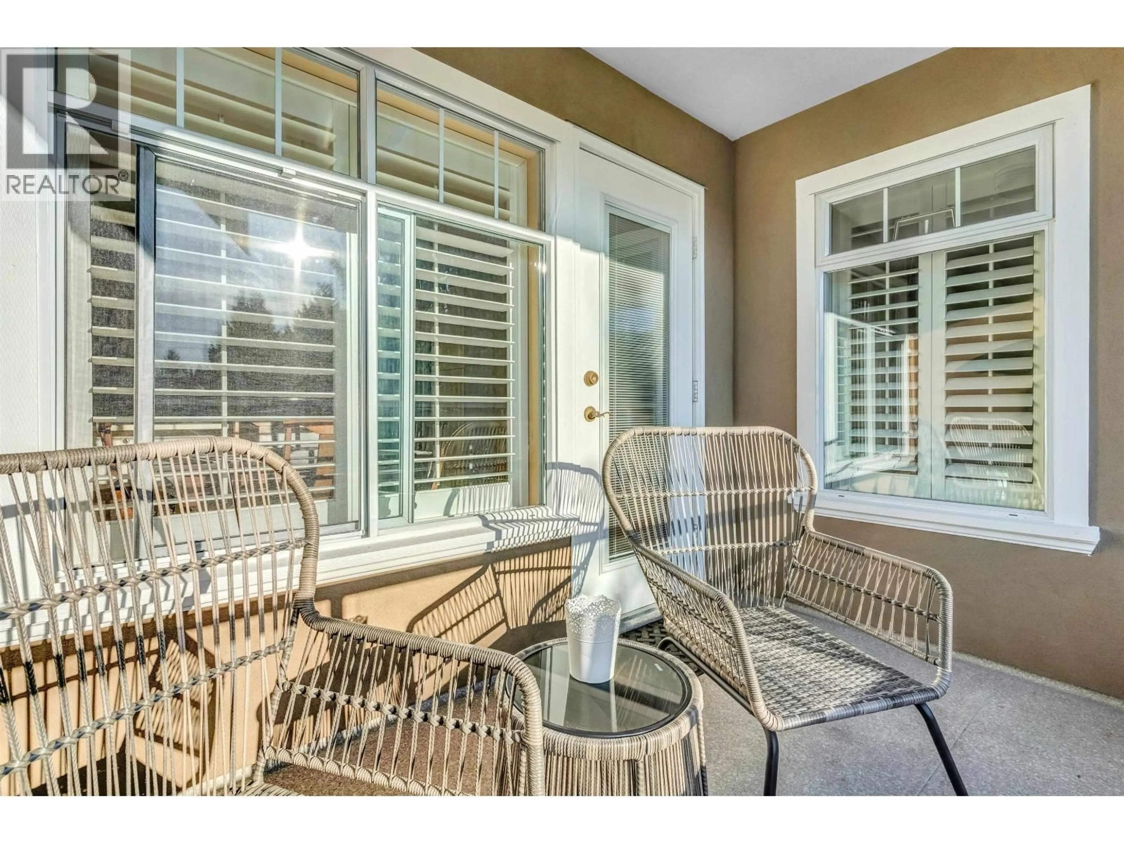 Patio, water/lake/river/ocean view for 205 - 1320 55 STREET, Delta British Columbia V4M3K3