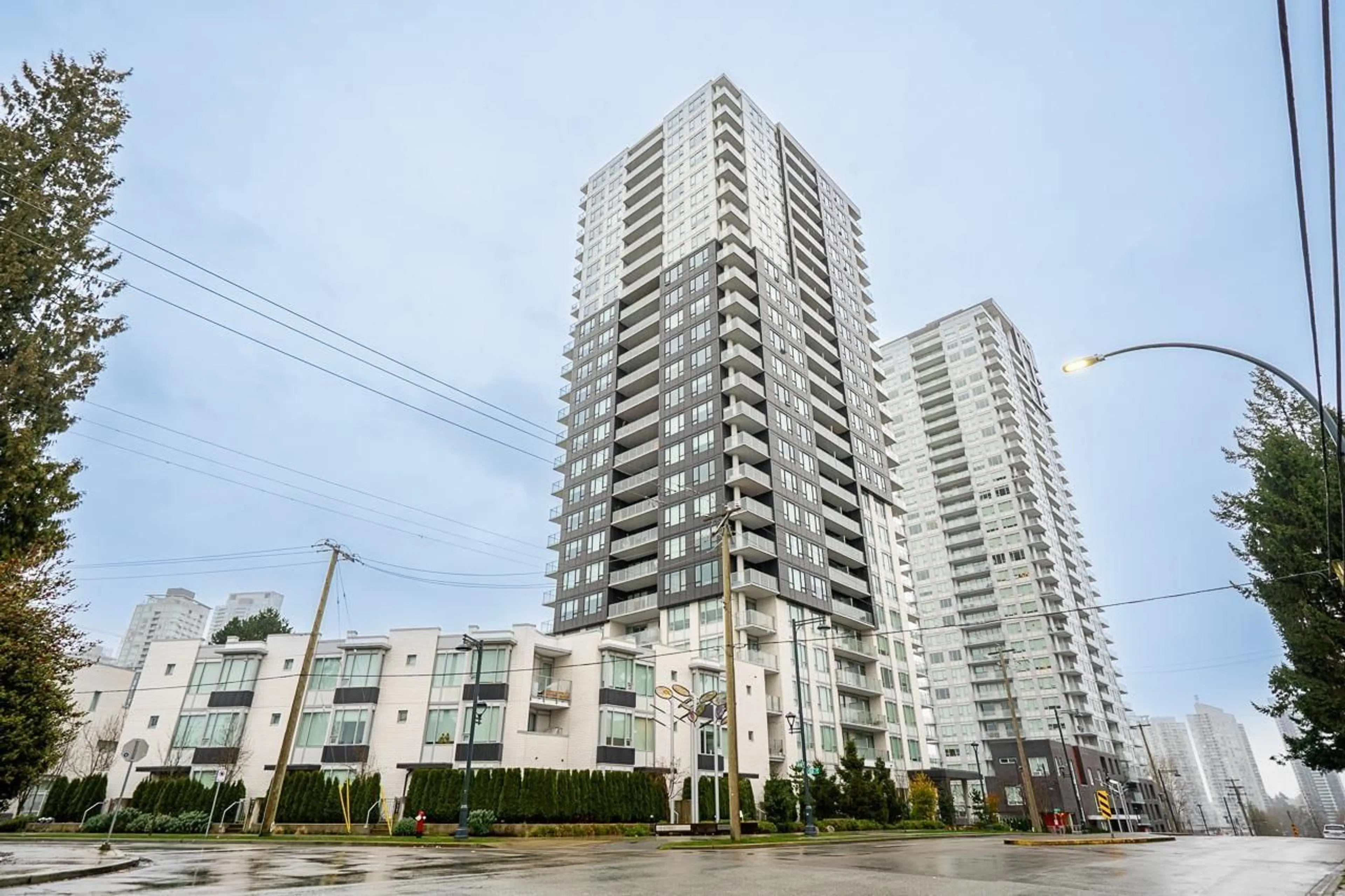 Unknown for 2305 - 13359 OLD YALE ROAD, Surrey British Columbia V3T0S4