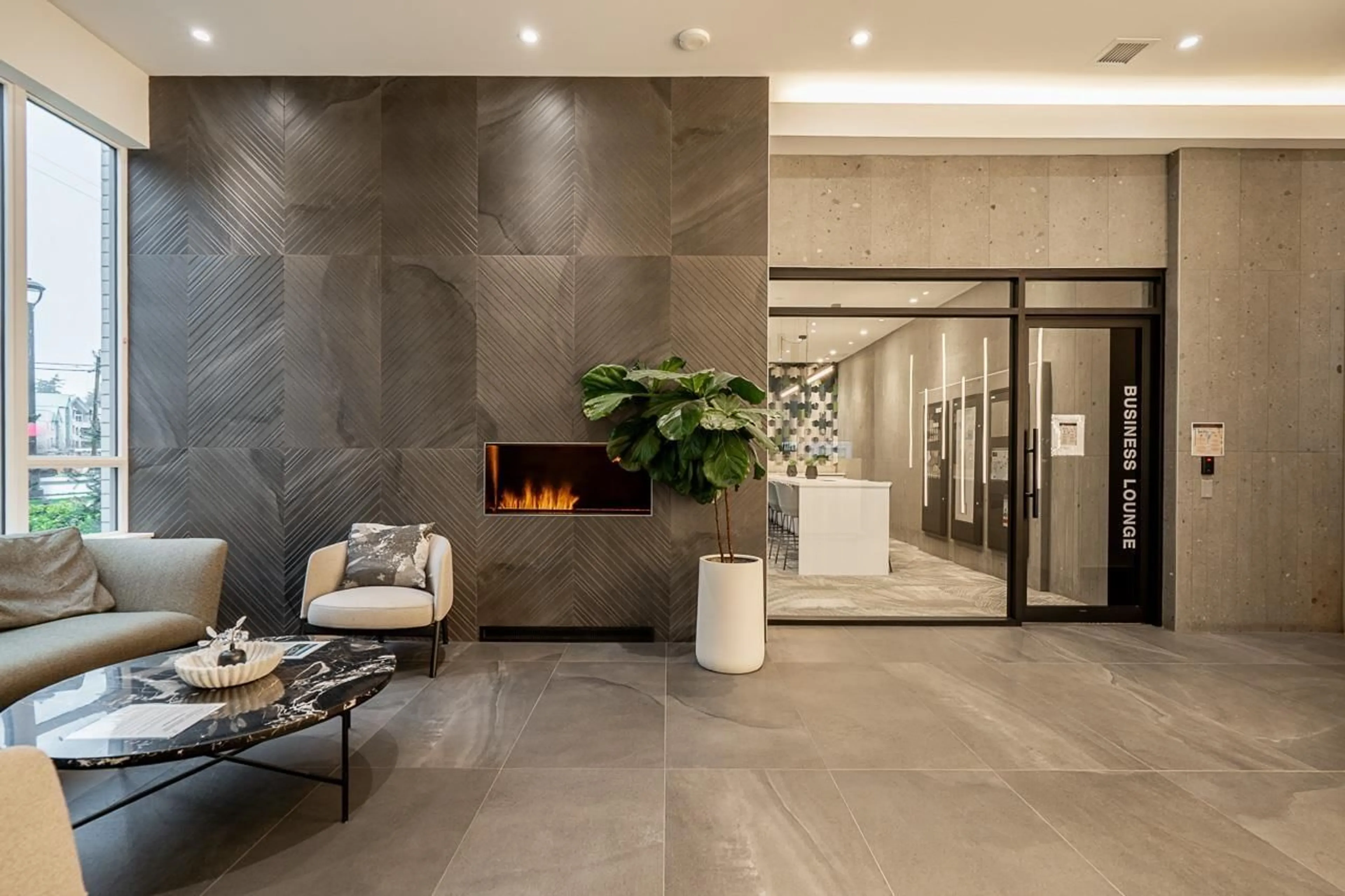 Lobby for 2305 - 13359 OLD YALE ROAD, Surrey British Columbia V3T0S4