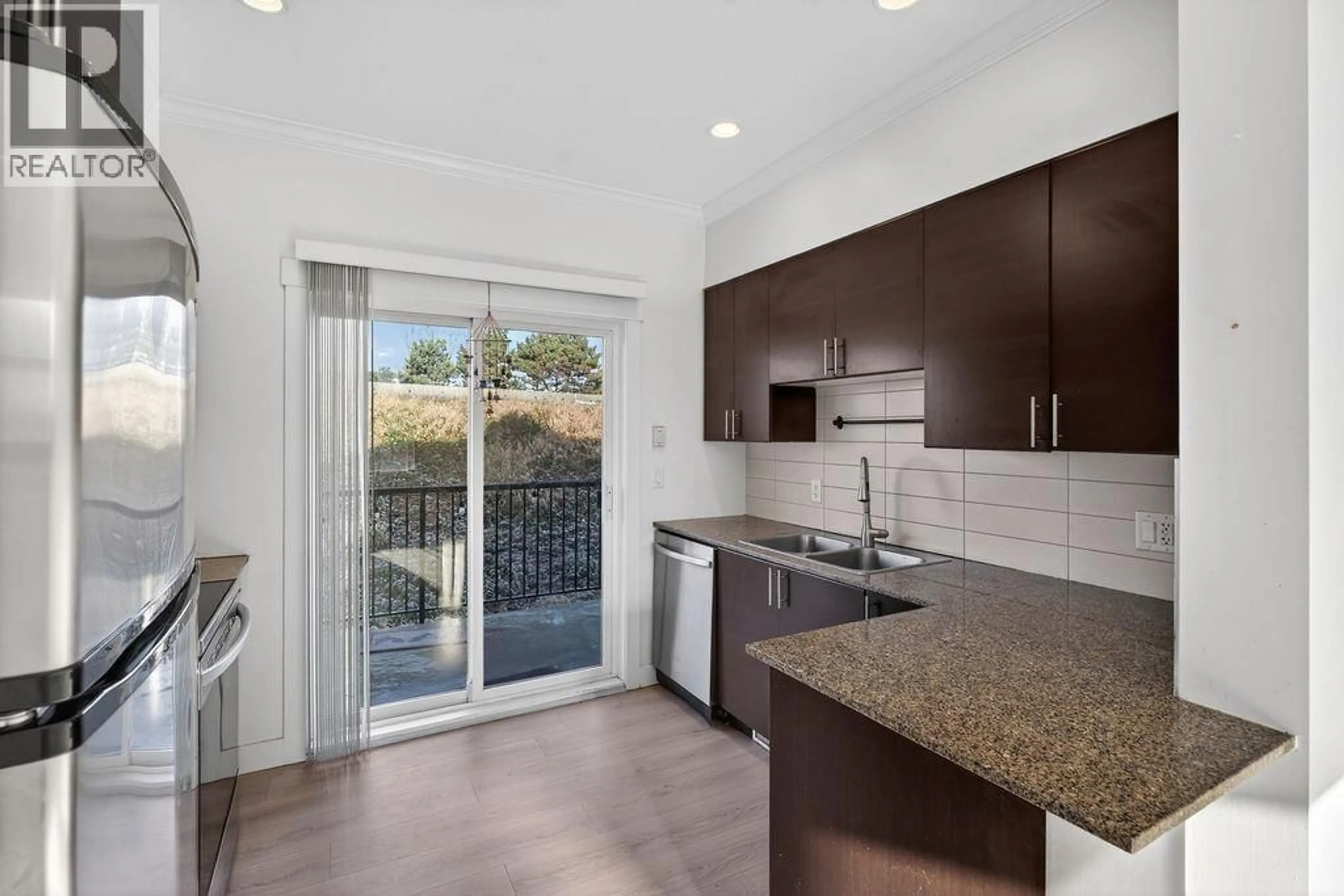 Unknown for 34 - 1211 EWEN AVENUE, New Westminster British Columbia V3M5E5