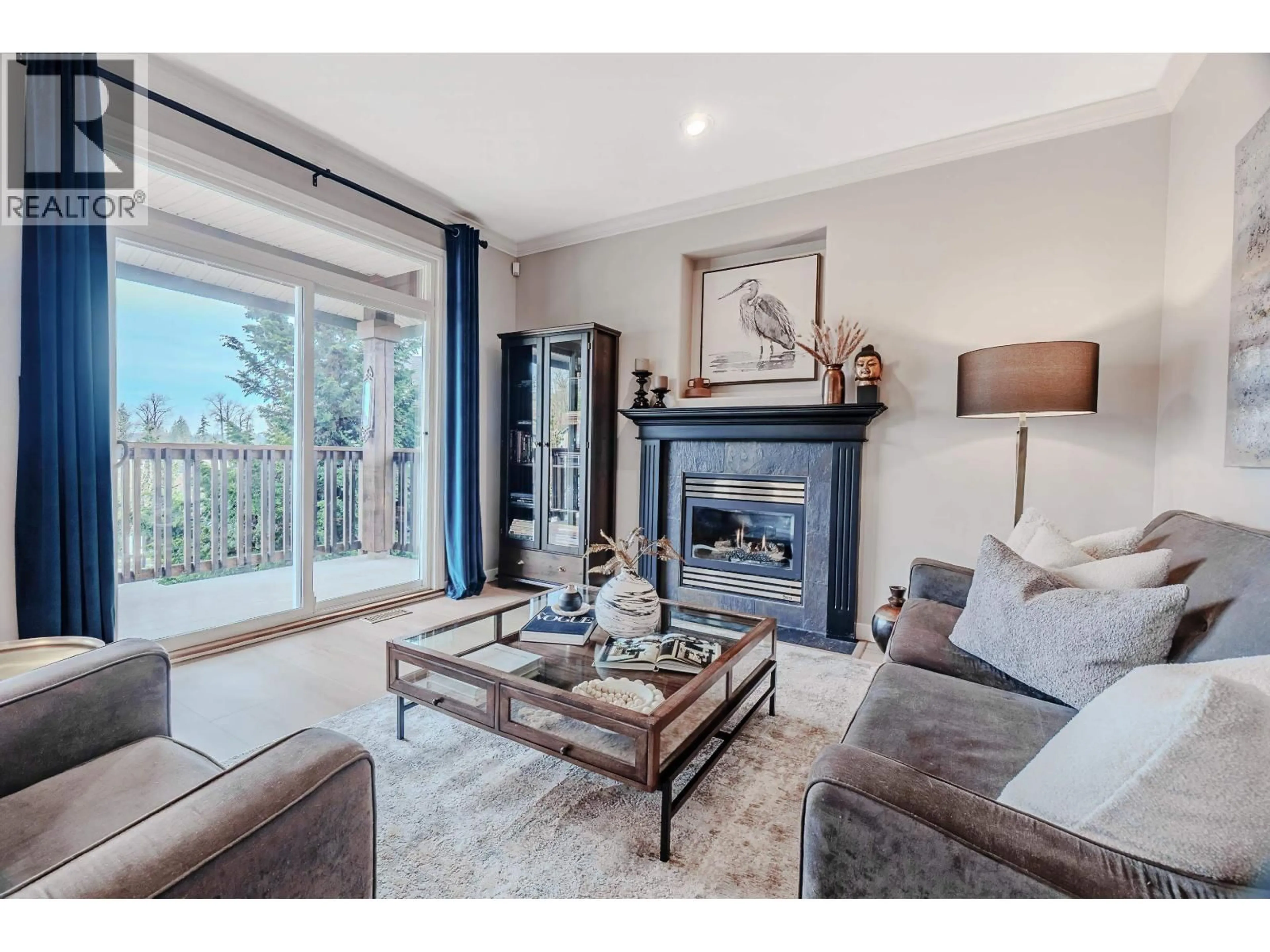 Living room with furniture, unknown for 35 - 2287 ARGUE STREET, Port Coquitlam British Columbia V3C6R2