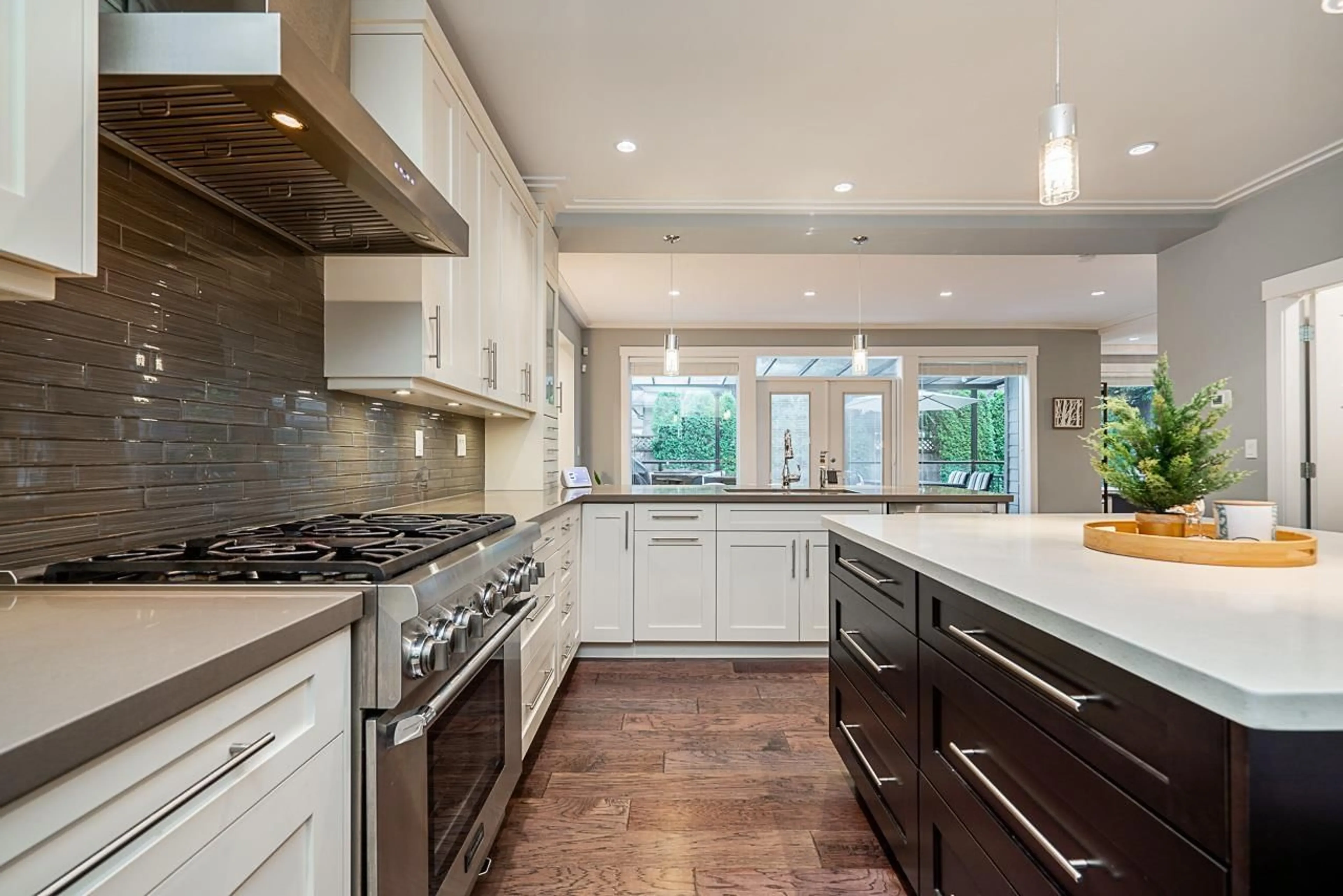 Contemporary kitchen, ceramic/tile floor for 2760 162A STREET, Surrey British Columbia V3Z0E4