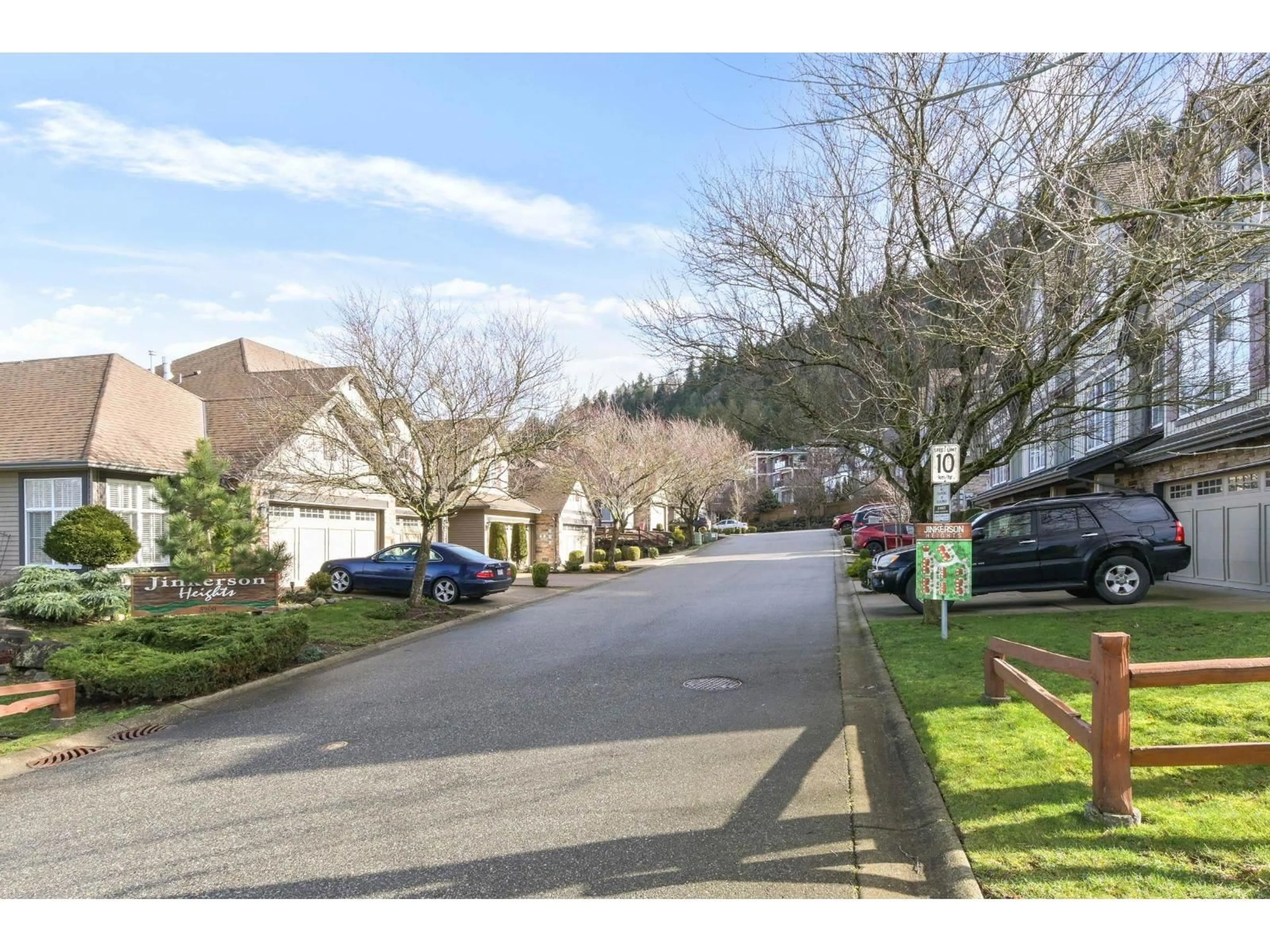 A pic from outside/outdoor area/front of a property/back of a property/a pic from drone, street for 6 - 5900 JINKERSON ROAD, Chilliwack British Columbia V2R0B2