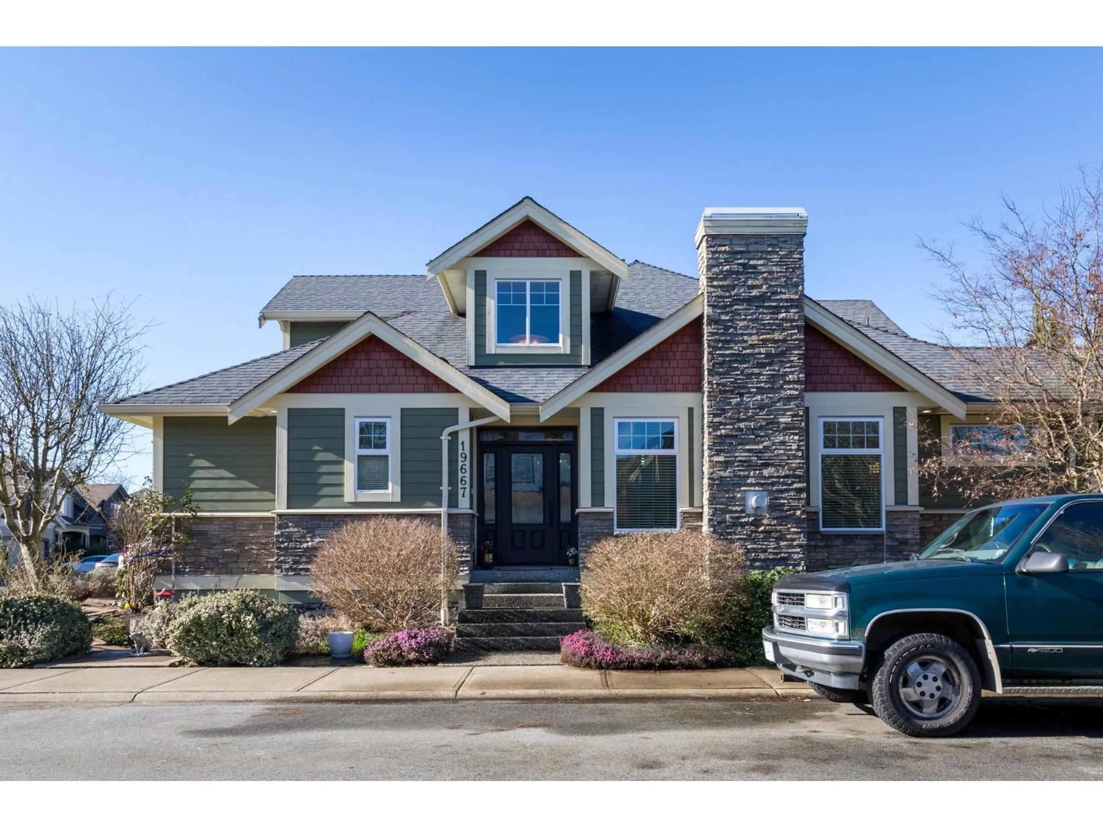 Home with vinyl exterior material, street for 19667 72A AVENUE, Langley British Columbia V2Y3E5