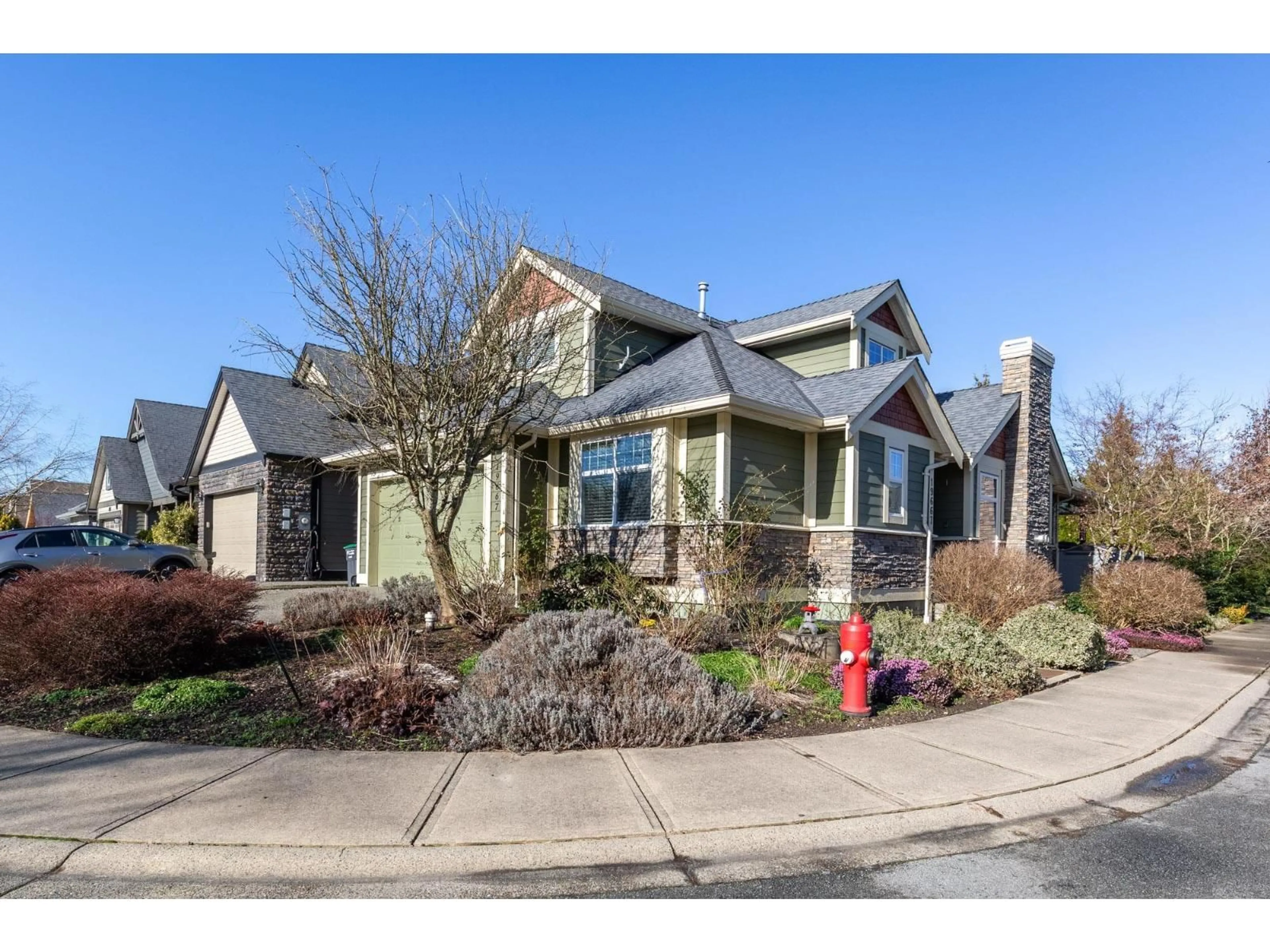 Home with vinyl exterior material, street for 19667 72A AVENUE, Langley British Columbia V2Y3E5