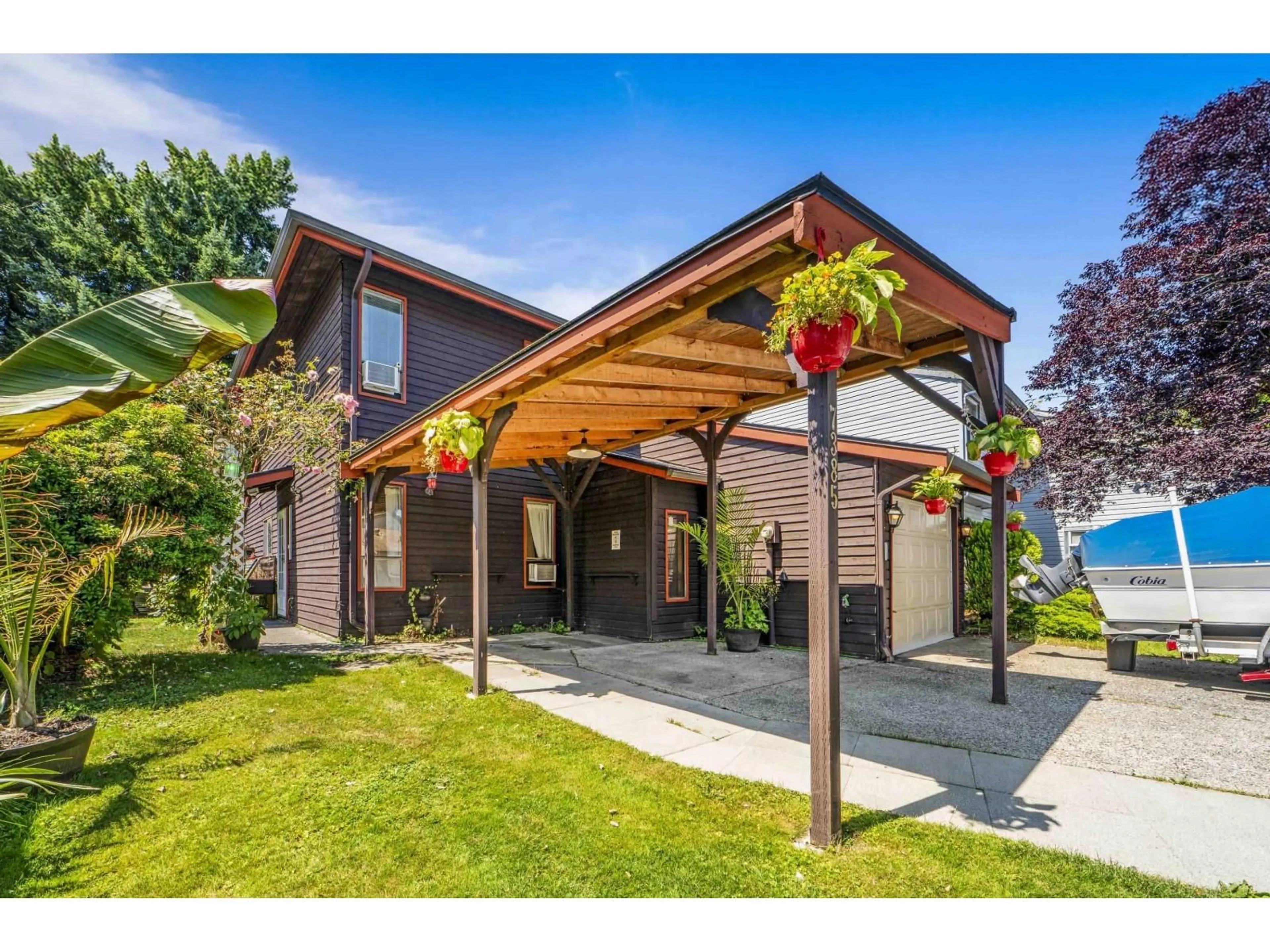 Unknown for 7385 129 STREET, Surrey British Columbia V3W7B8