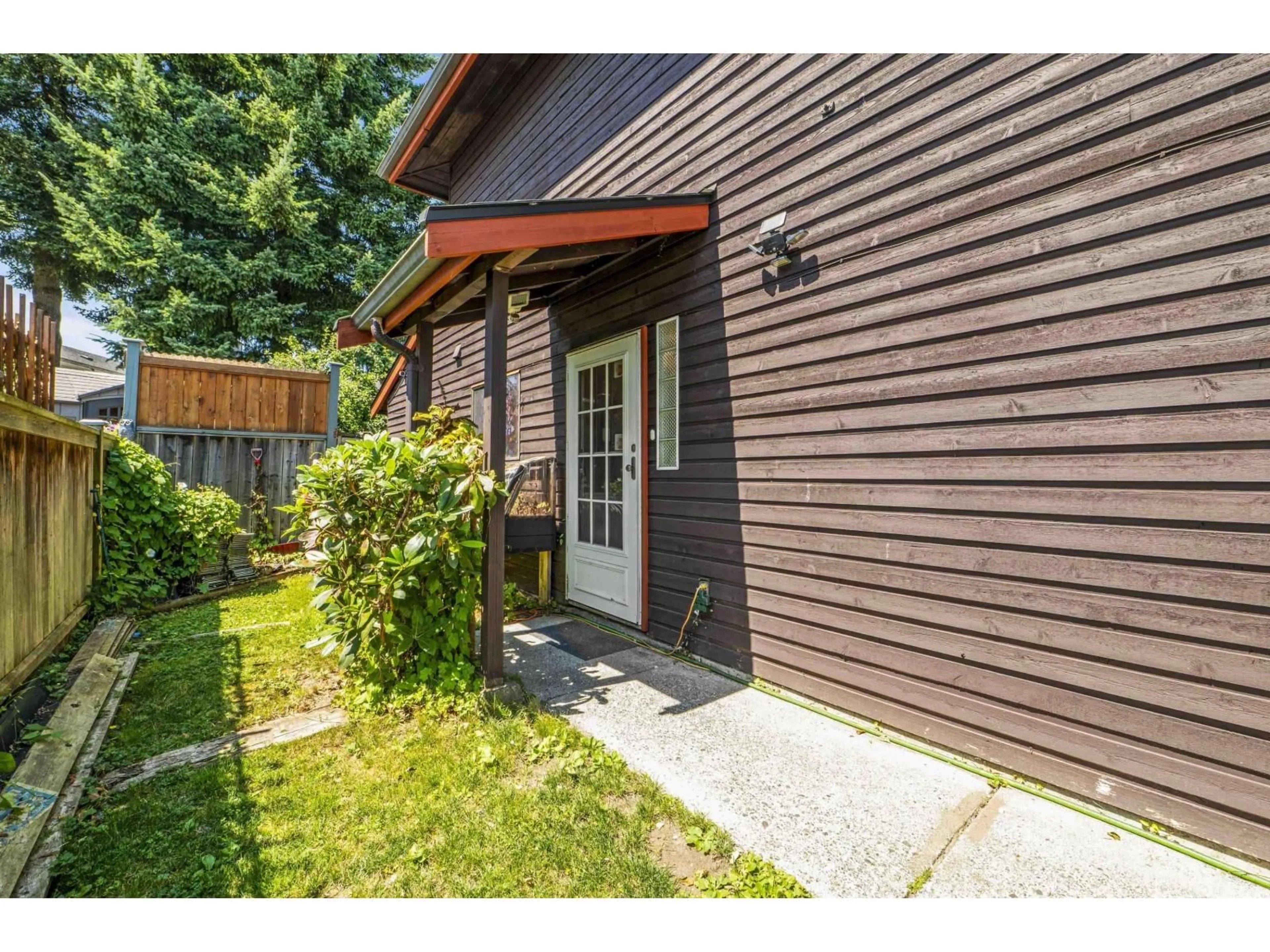 Unknown for 7385 129 STREET, Surrey British Columbia V3W7B8