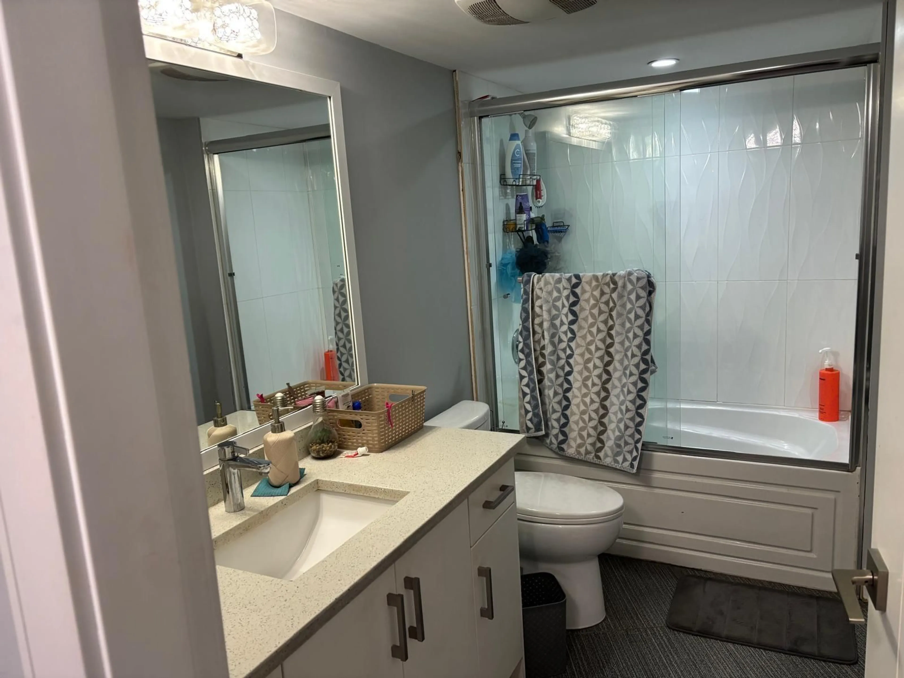 Standard bathroom, floor is not visible for 11890 GILMOUR CRESCENT, Delta British Columbia V4C1L1