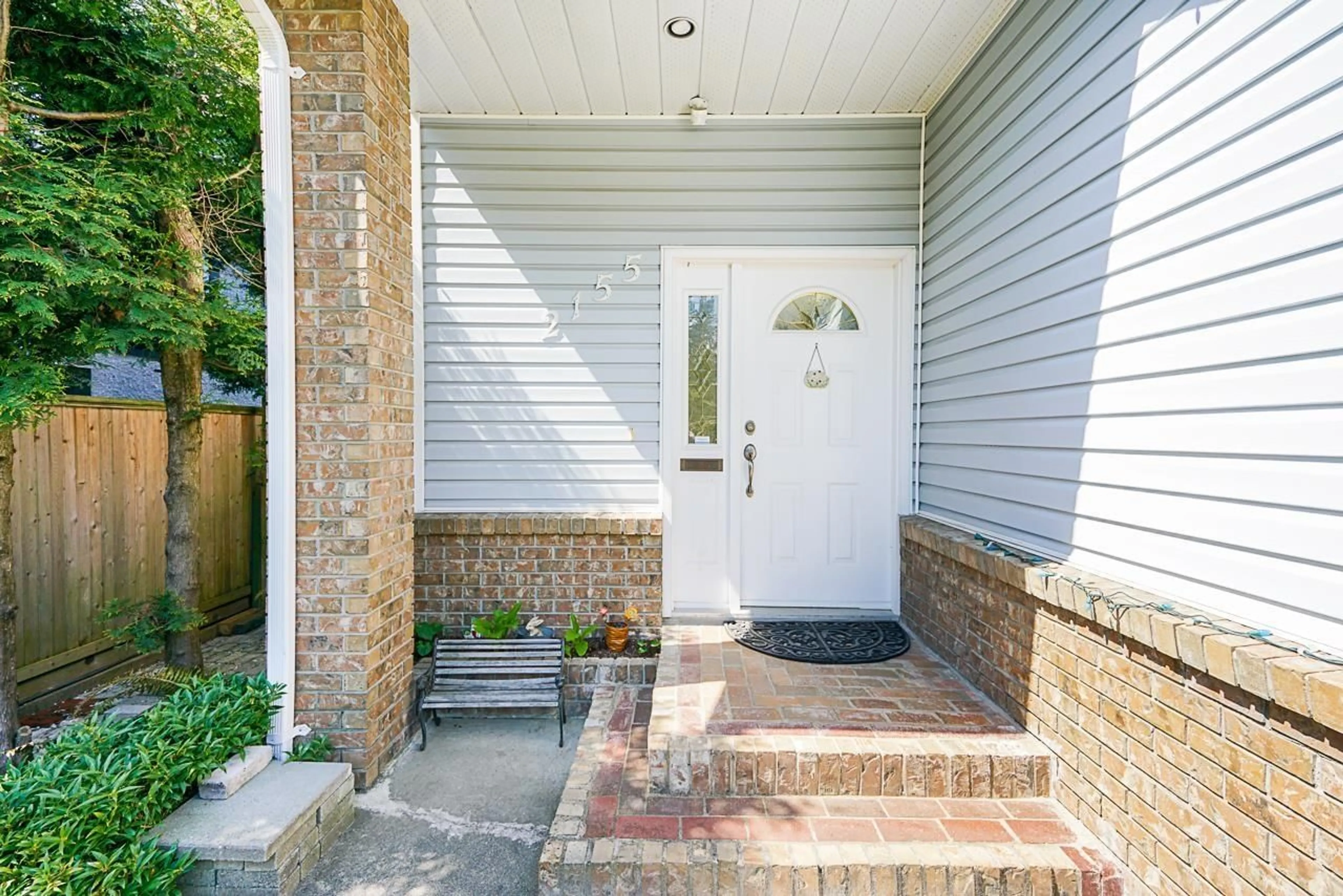 Unknown for 2155 156 STREET, Surrey British Columbia V4A4T9