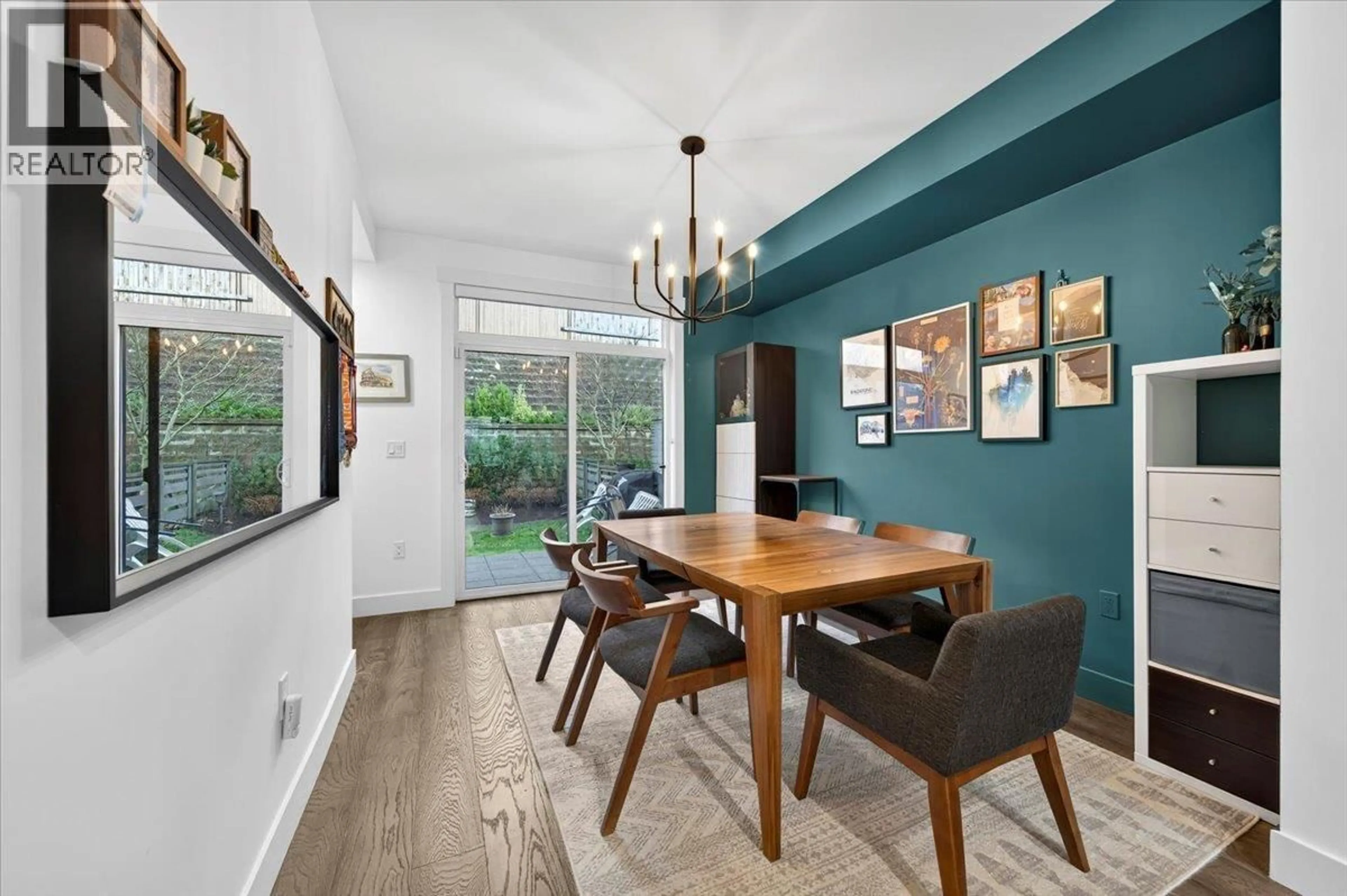 Dining room, wood/laminate floor for 25 - 3535 PRINCETON AVENUE, Coquitlam British Columbia V3E0P1