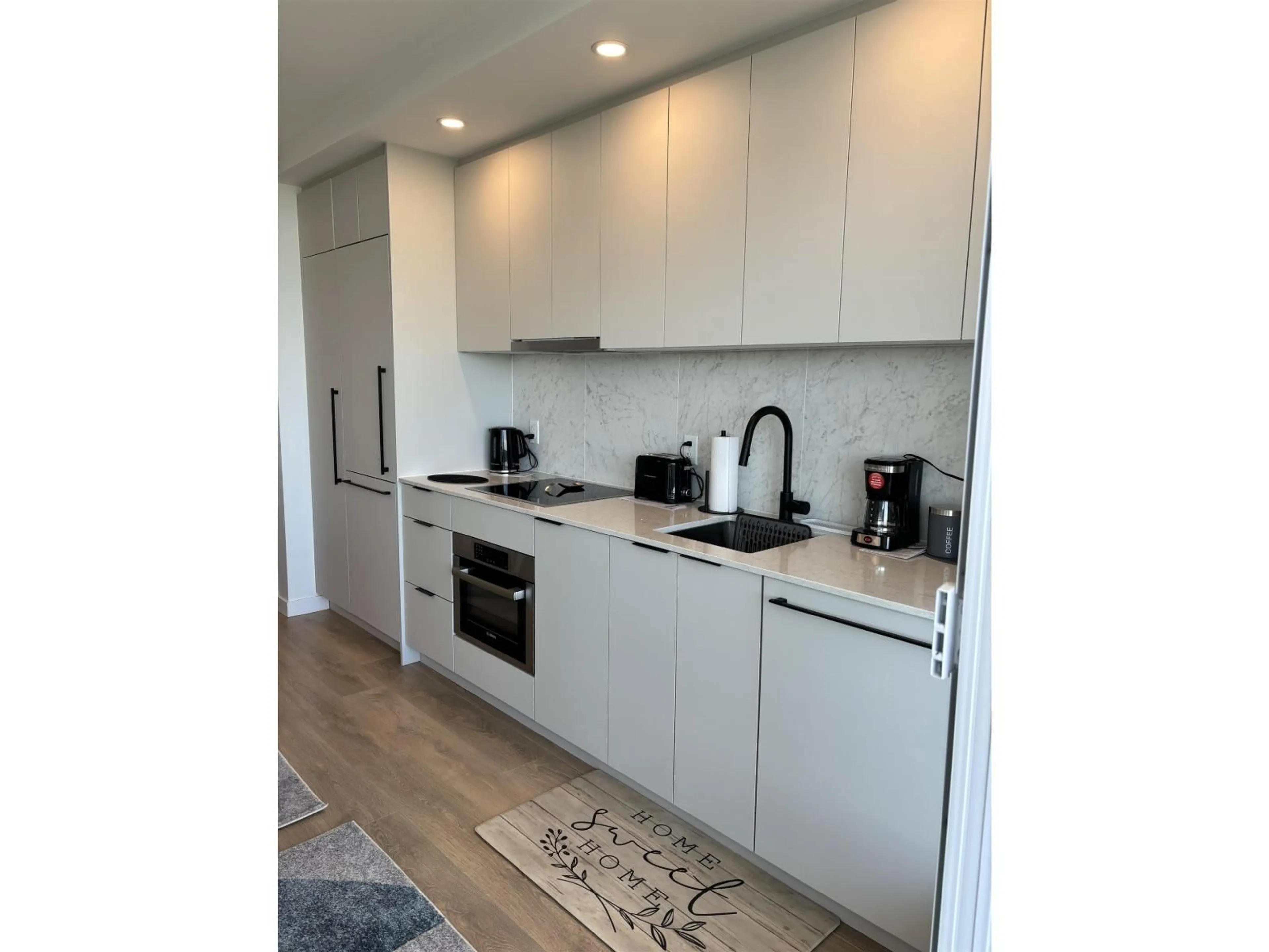 Unknown for 2403 - 13685 102 AVENUE, Surrey British Columbia V3T1N7