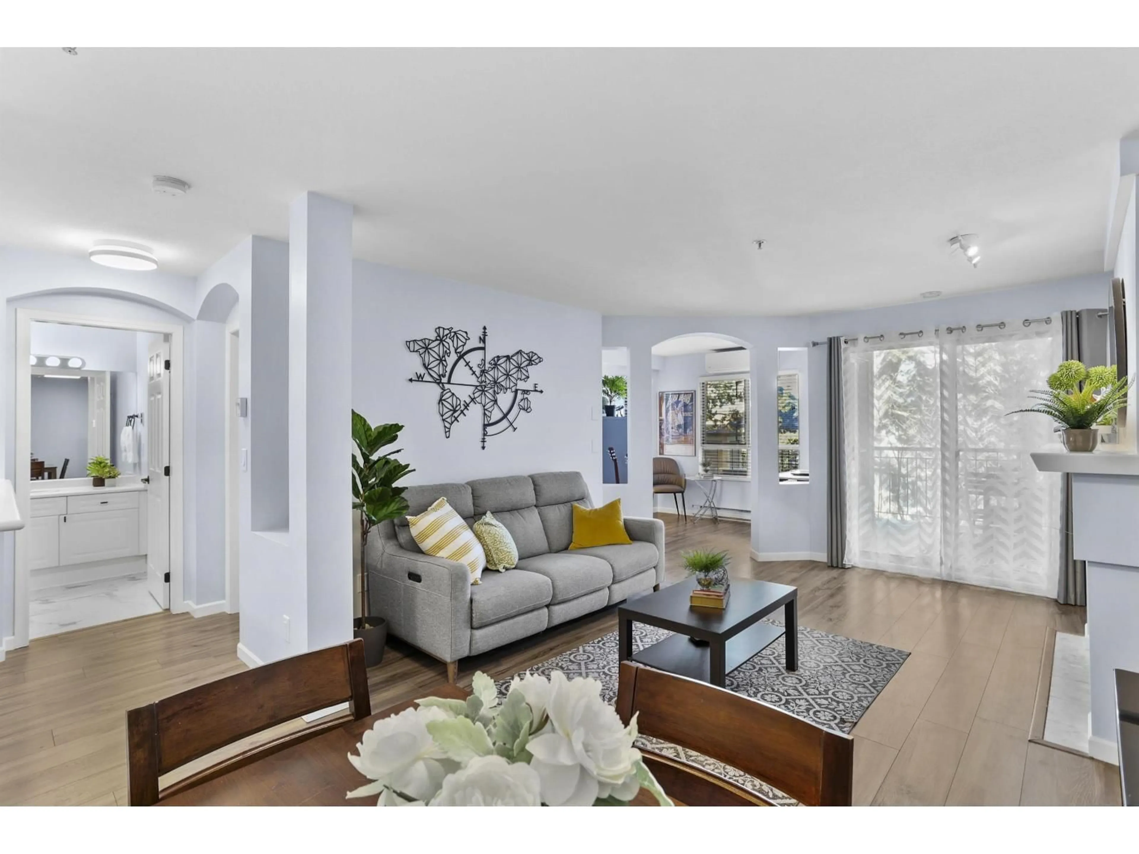 Living room with furniture, unknown for 307 - 22025 48 AVENUE, Langley British Columbia V3A8L2