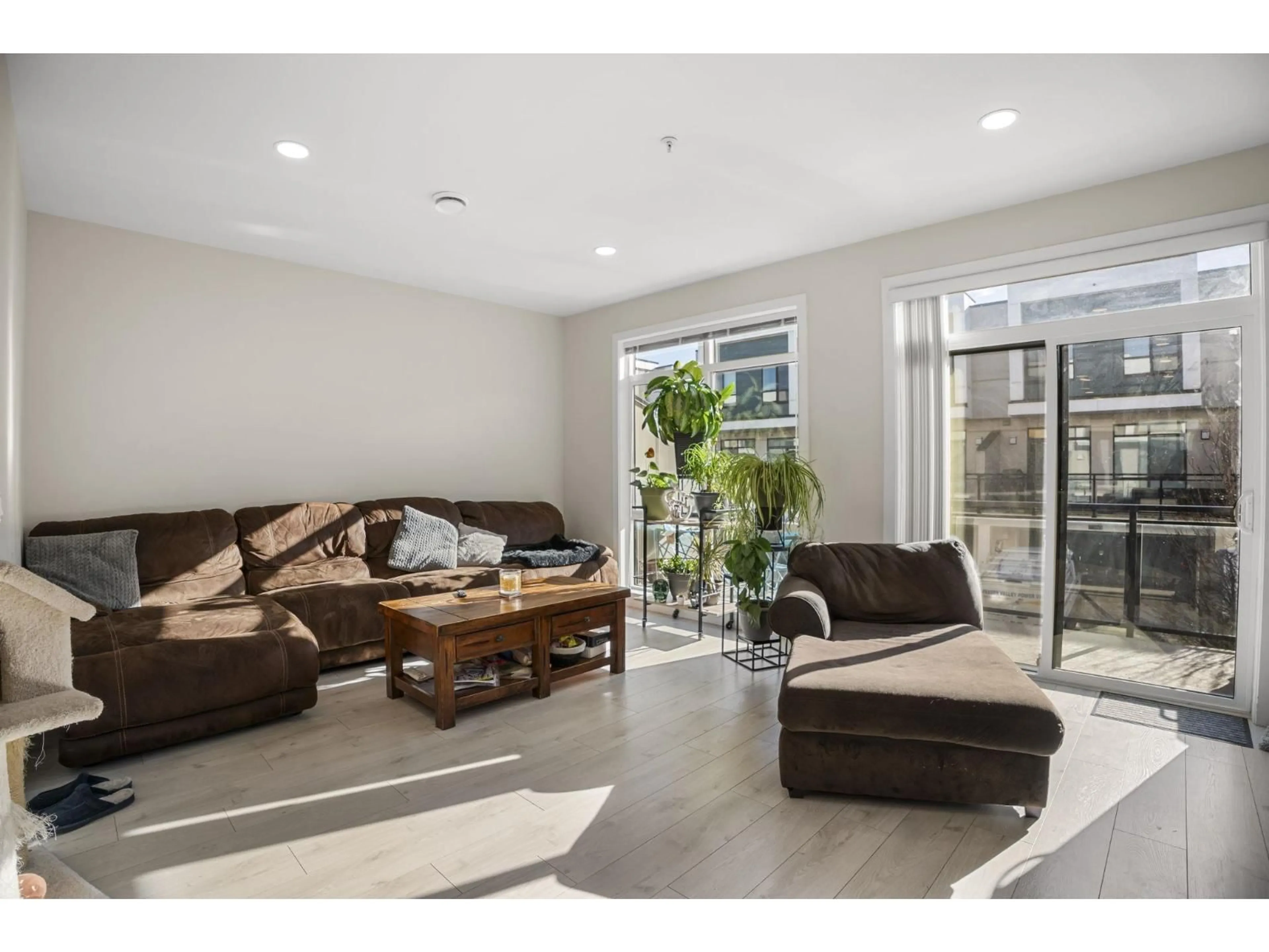 Living room with furniture, unknown for 131 - 46150 THOMAS ROAD, Chilliwack British Columbia V2R6B3