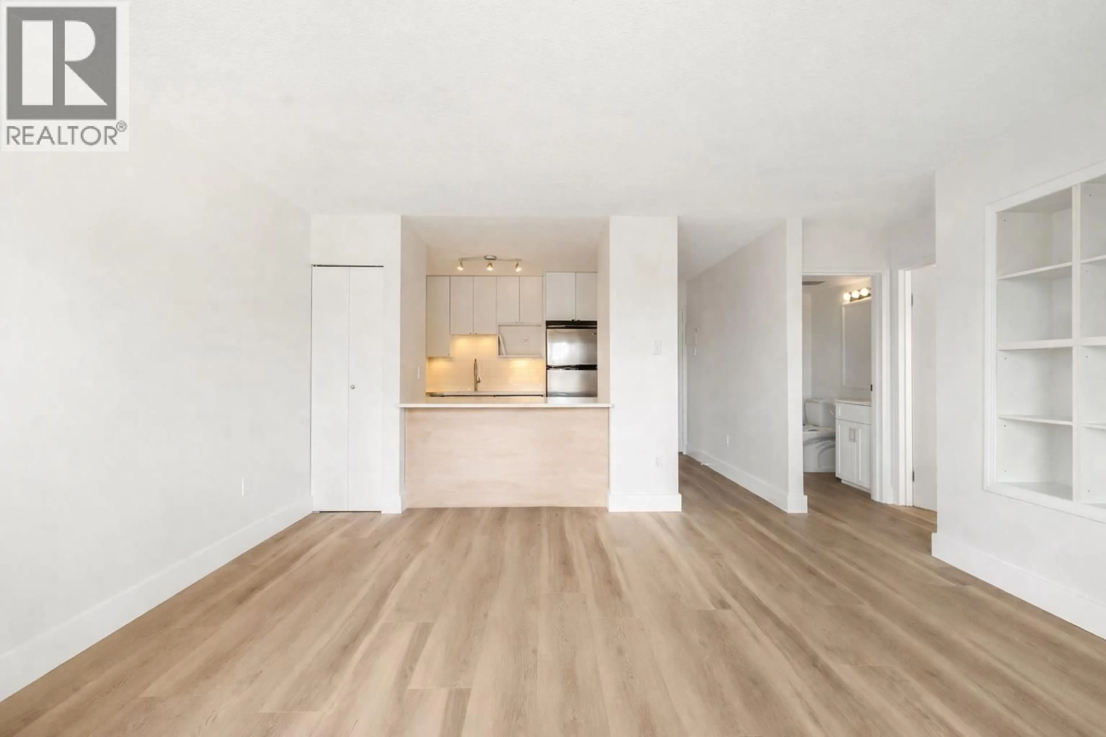 A pic of a room for 101 - 1545 2ND AVENUE, Vancouver British Columbia V5N1C8