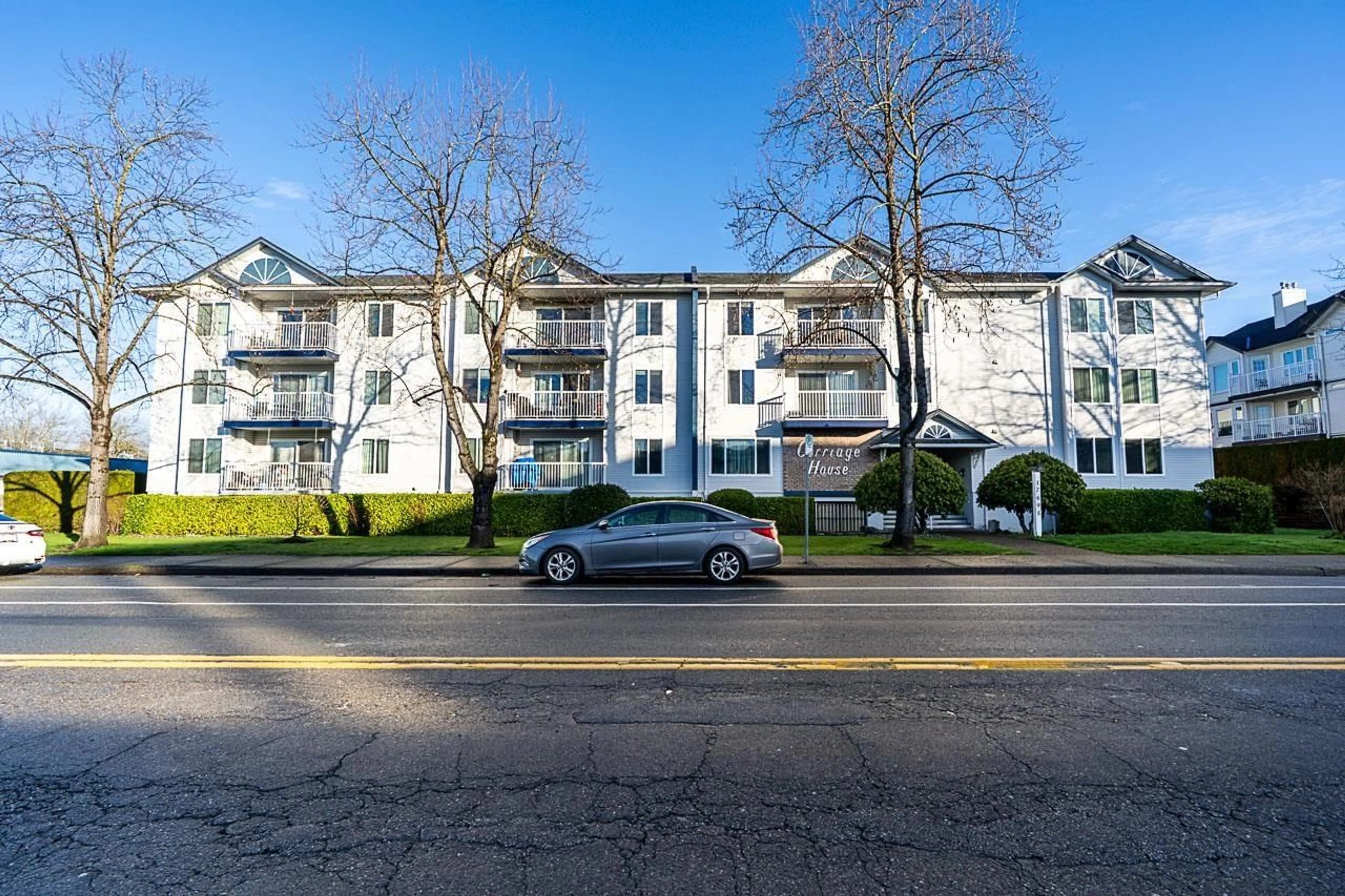 Patio, street for 305 - 17695 58 AVENUE, Surrey British Columbia V3S1L5